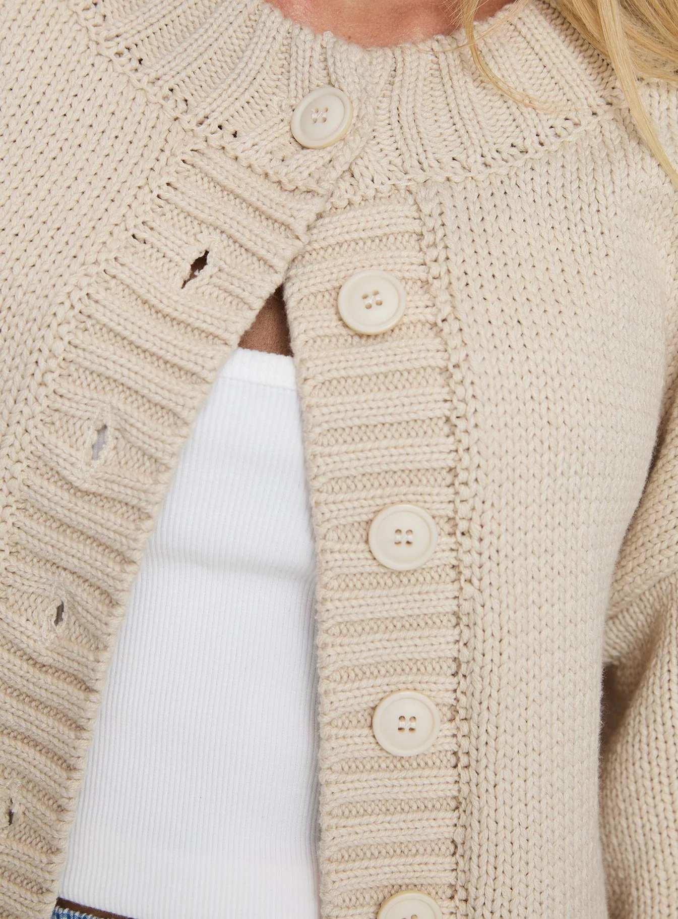 Edern Cardigan Cream - Image 6