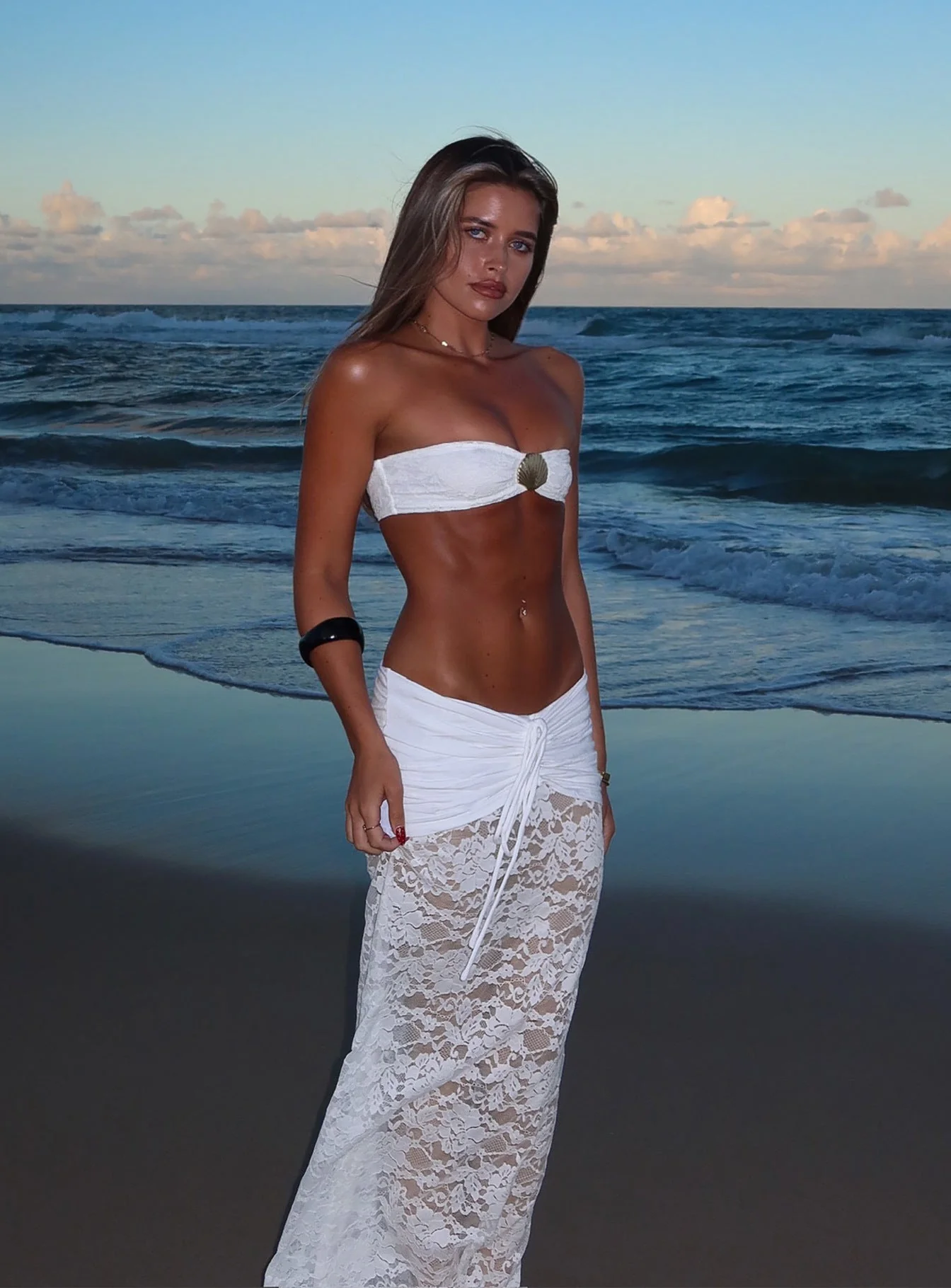 Eilise Ruched Sheer Maxi Skirt White - Image 9