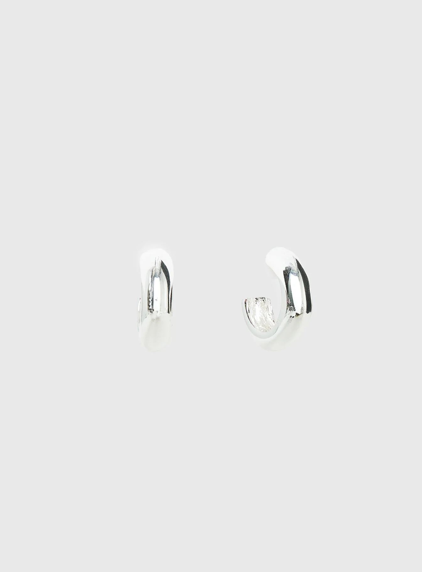 Elevara Hoop Earrings Silver - Image 2