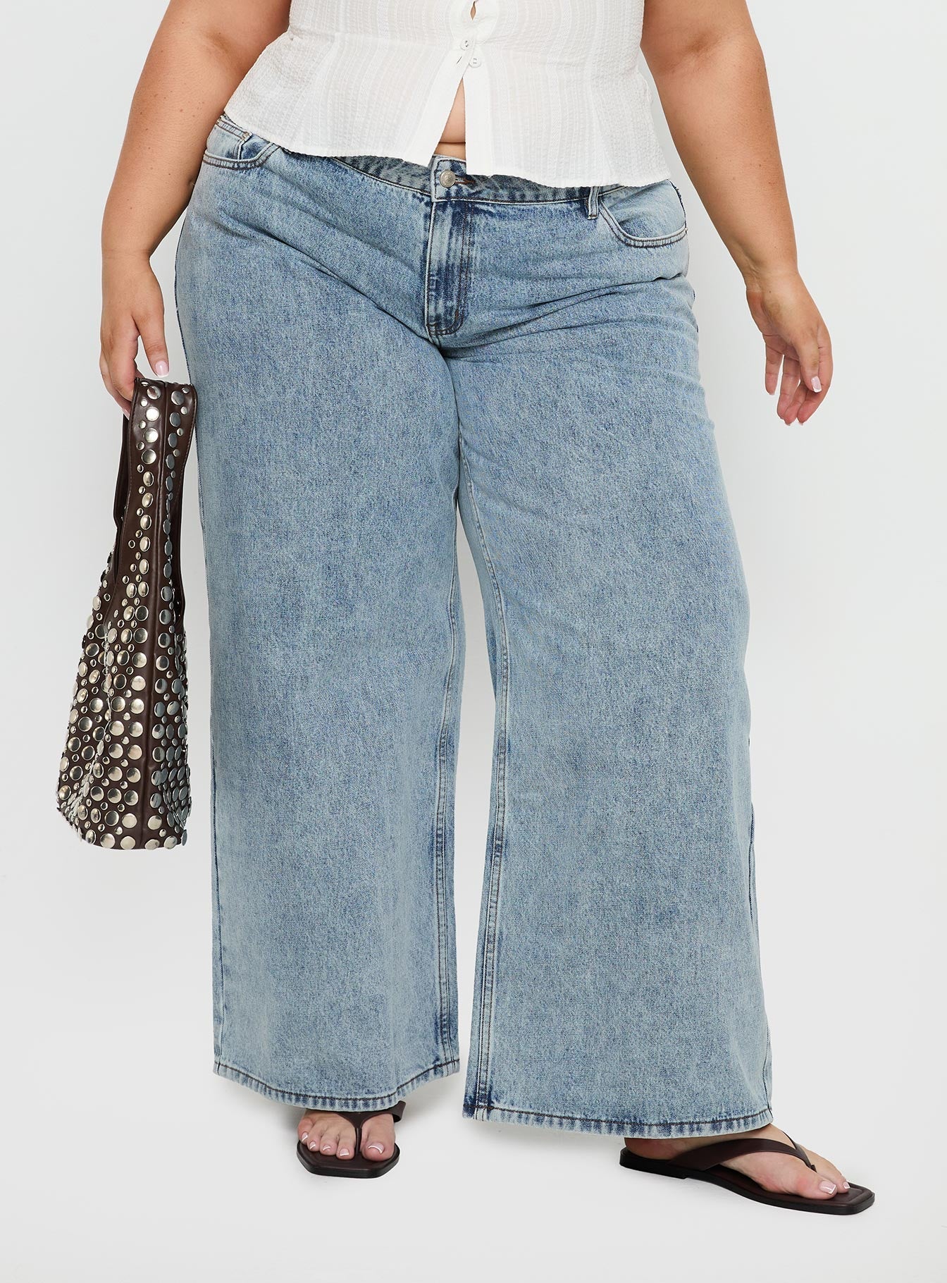 Ellanor Low Rise Straight Leg Light Blue Curve - Image 2
