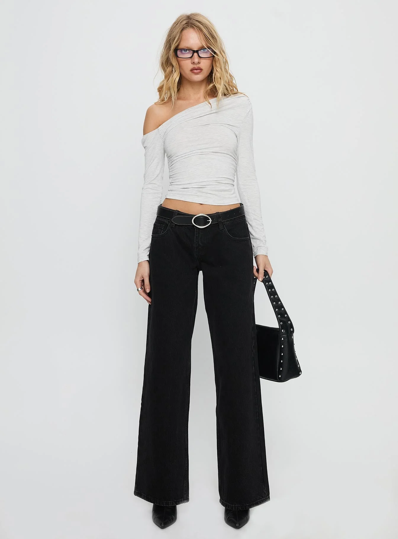 Ellanor Low Rise Straight Leg Jeans Washed Black Petite - Image 7