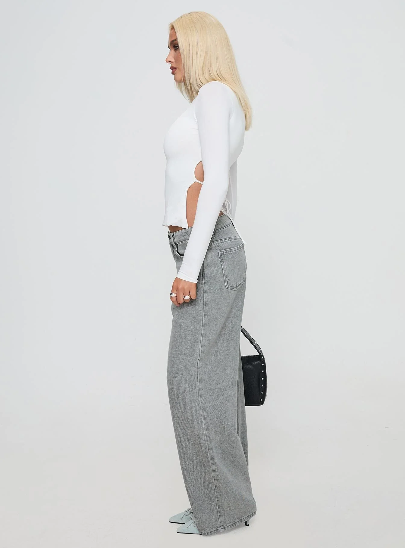 Ellanor Low Rise Straight Leg Jeans Washed Grey Petite - Image 4
