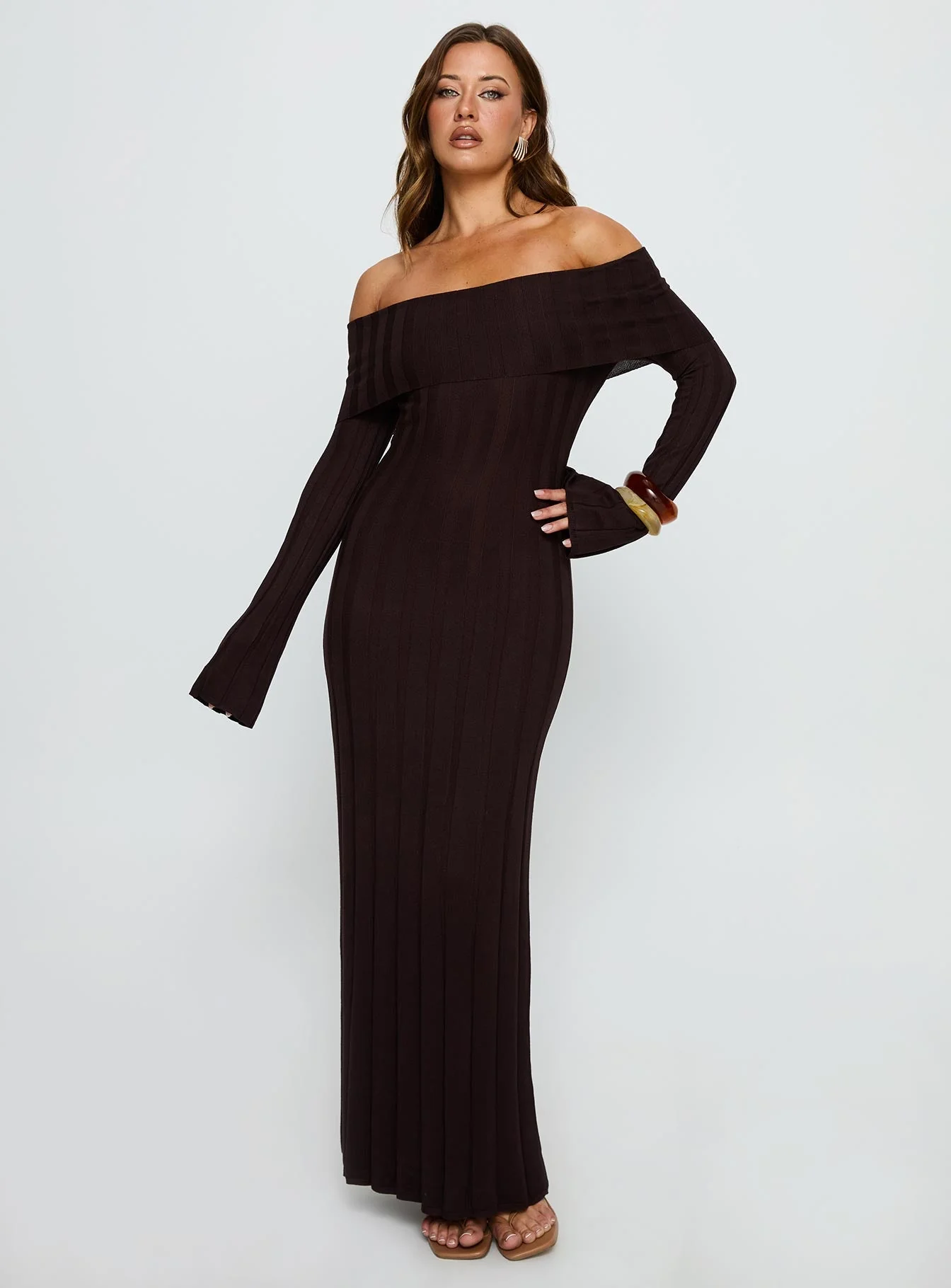 Ellouisa Long Sleeve Rib Maxi Dress Chocolate - Image 3
