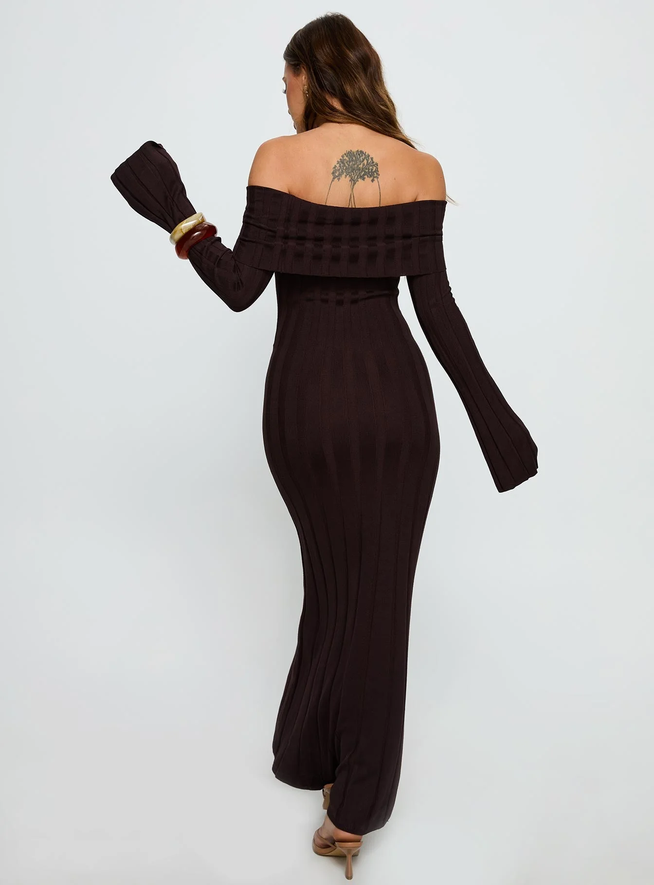 Ellouisa Long Sleeve Rib Maxi Dress Chocolate - Image 5