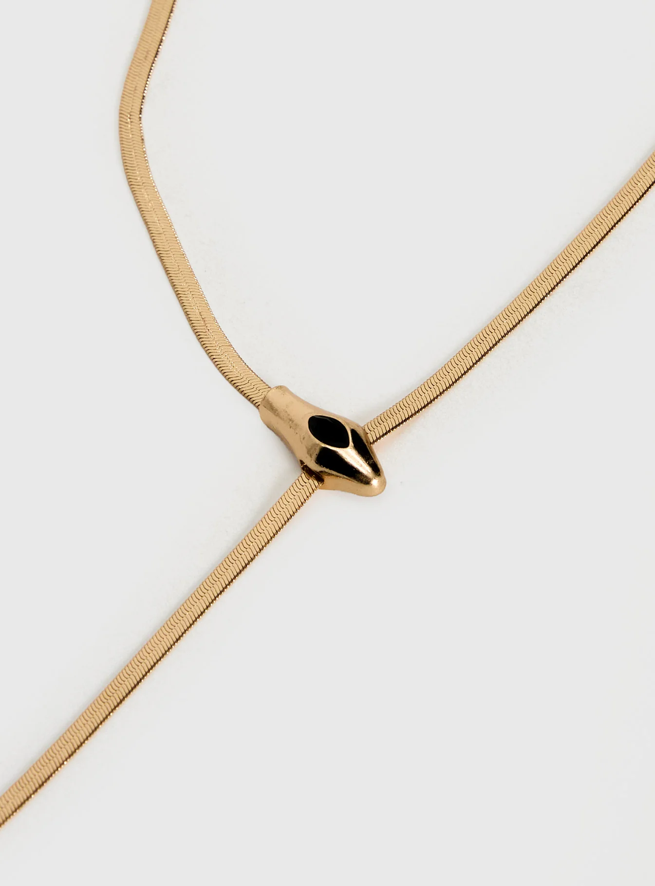 Emilea Y Necklace Gold - Image 3