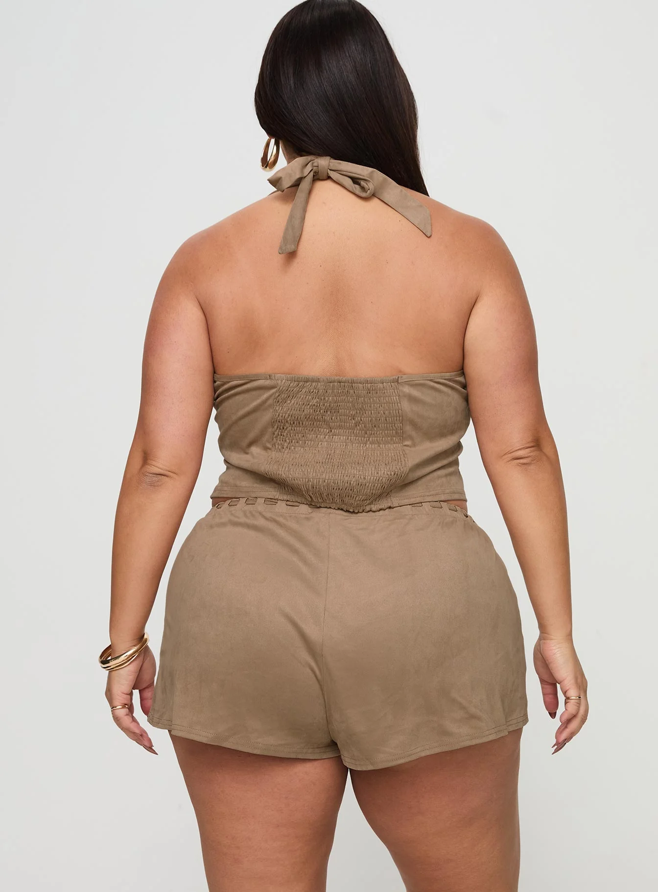 Eternal Youth Faux Suede Short Taupe Curve - Image 5