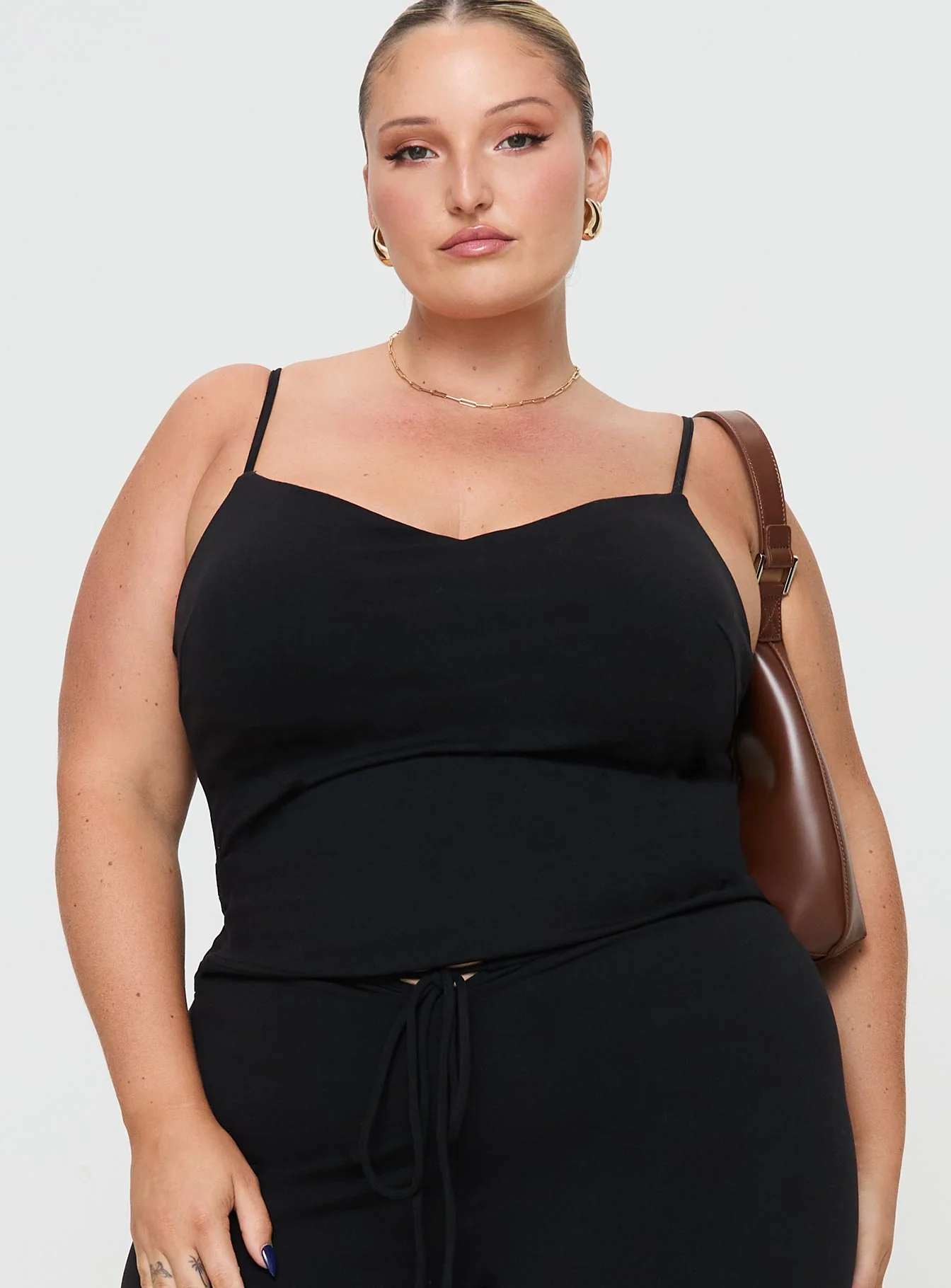 Evanda Top Black Curve - Image 2