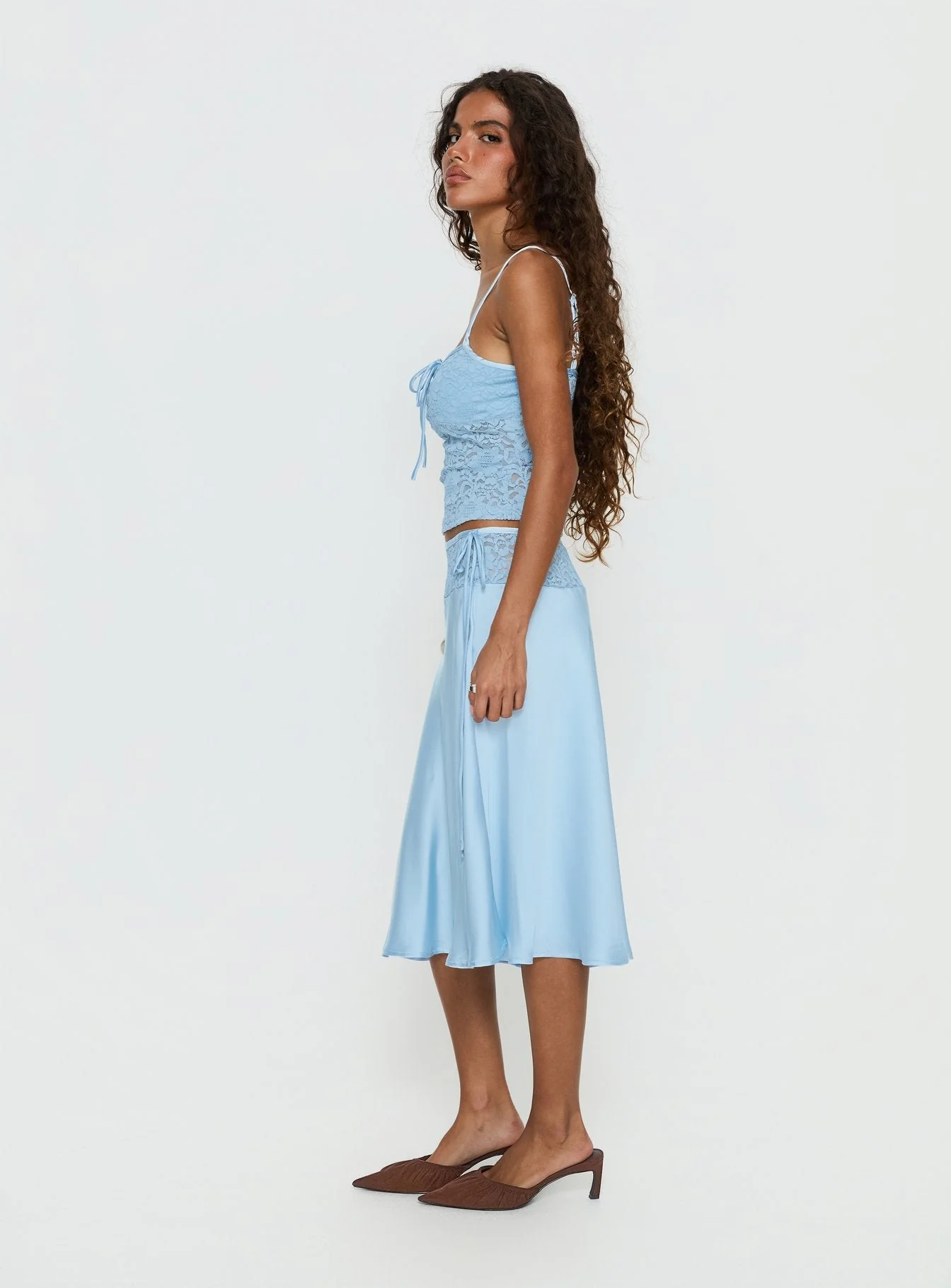 Evlin Lace Detail Satin Midi Skirt Blue - Image 4