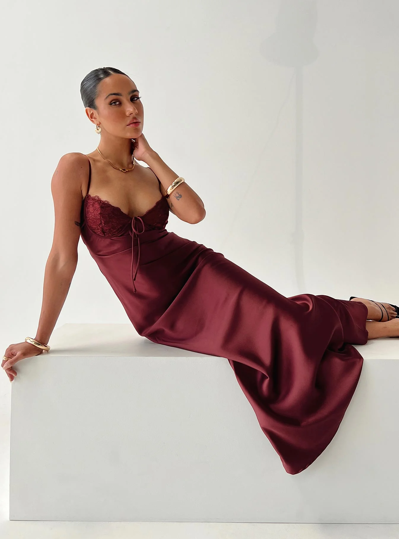 Fadyen Bias Cut Maxi Dress Burgundy - Image 7