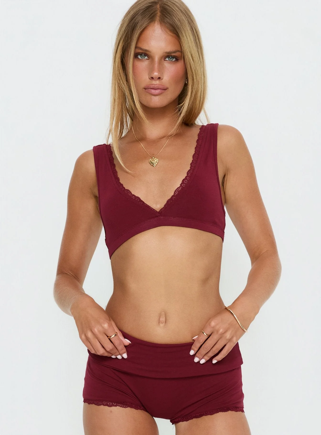 Flissie Plunge Lace Bralette Burgundy - Image 2