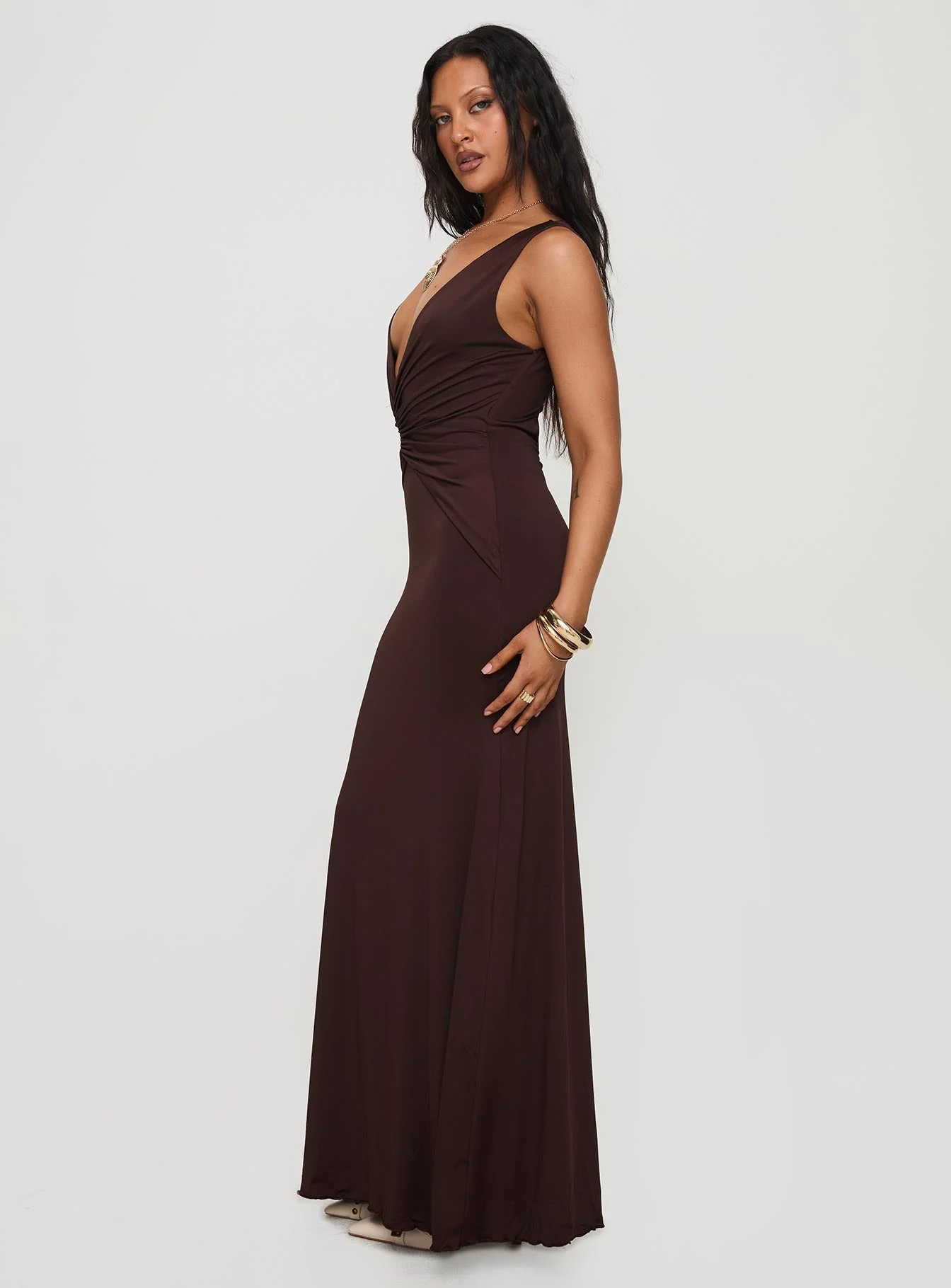 Frederica Plunge Maxi Dress Chocolate Petite - Image 4