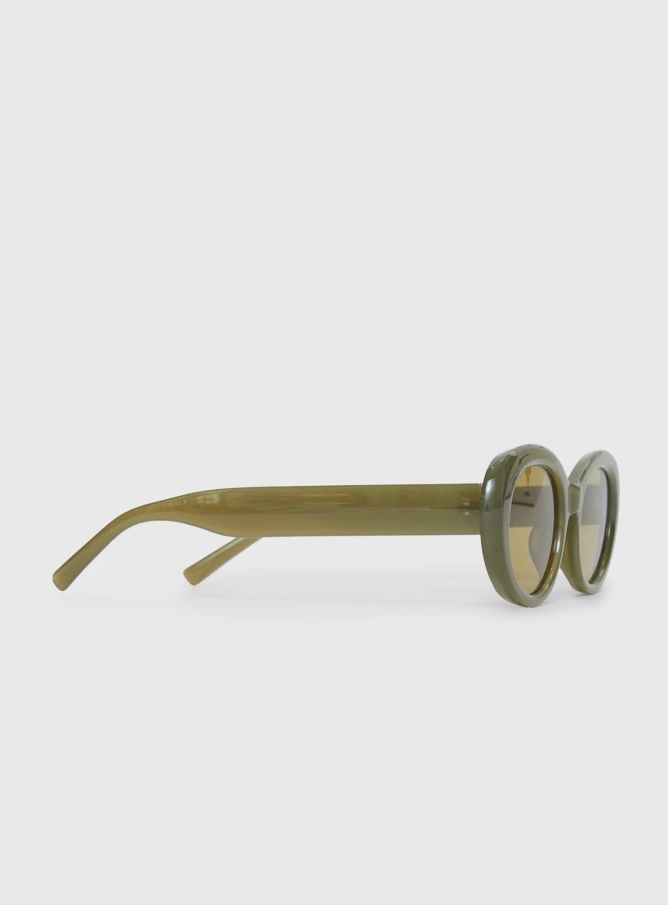 Full Of Wonder Sunglasses Olive - Image 3