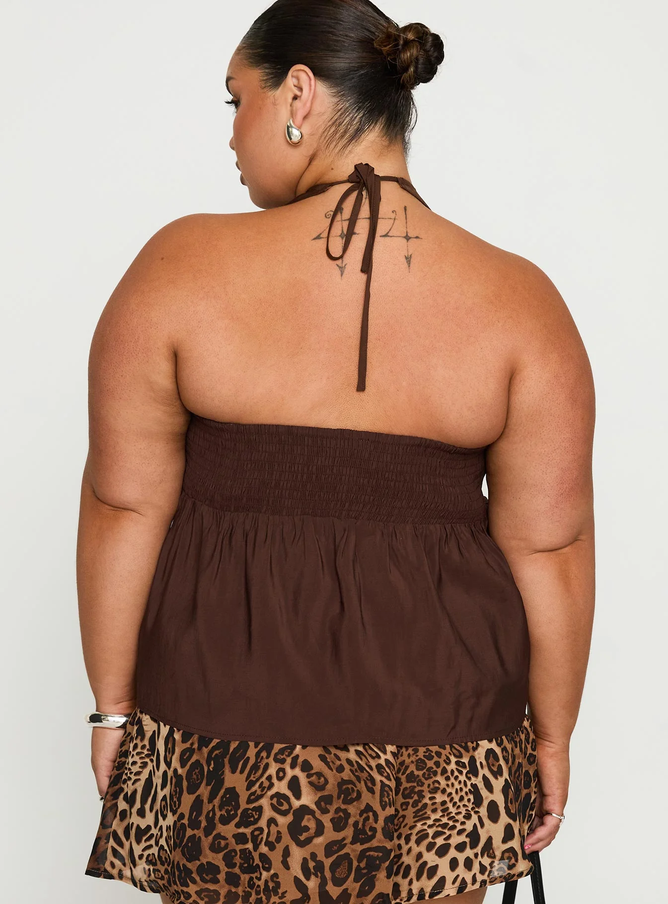 Gadot Halter Top Brown Curve - Image 5