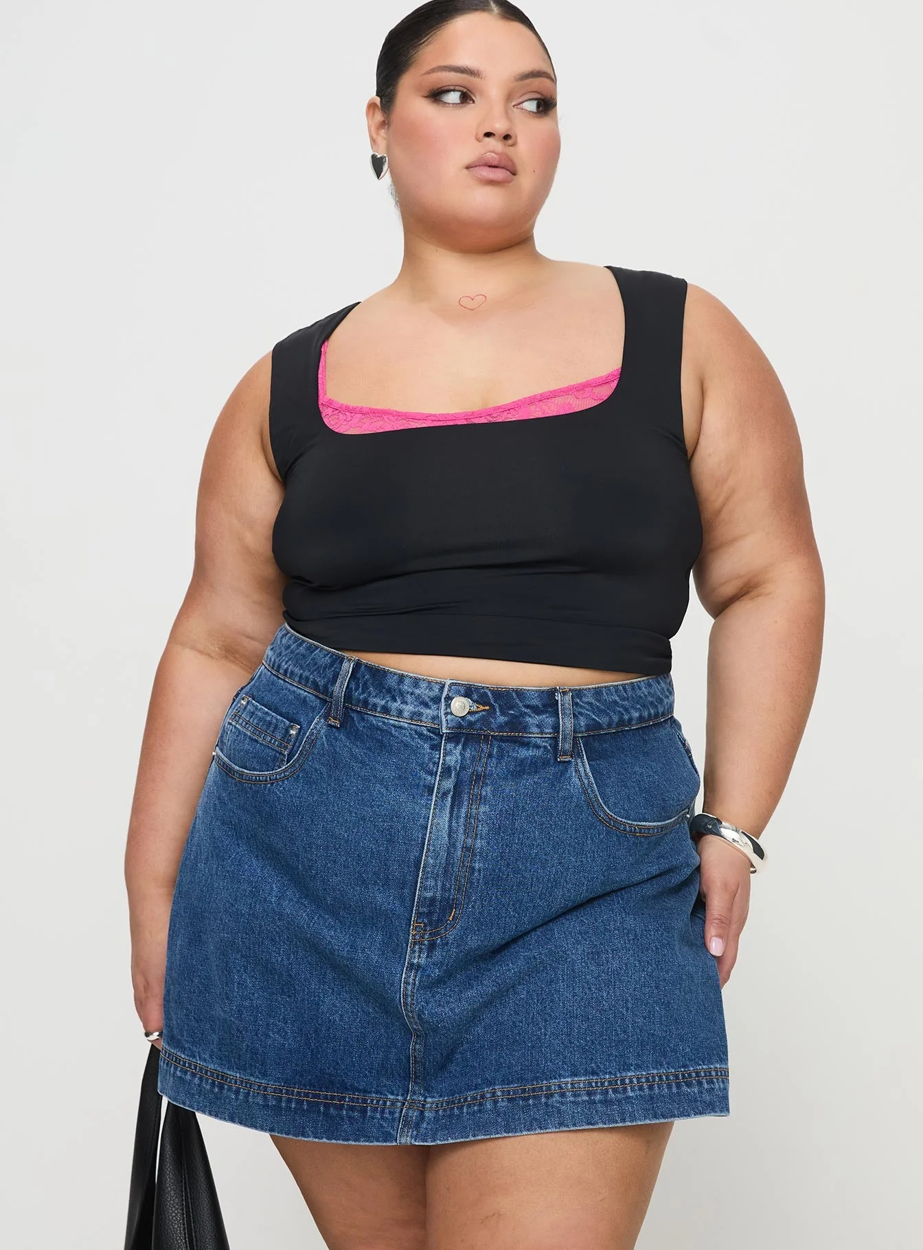 Gazelle Denim Skort Mid Wash Curve - Image 2