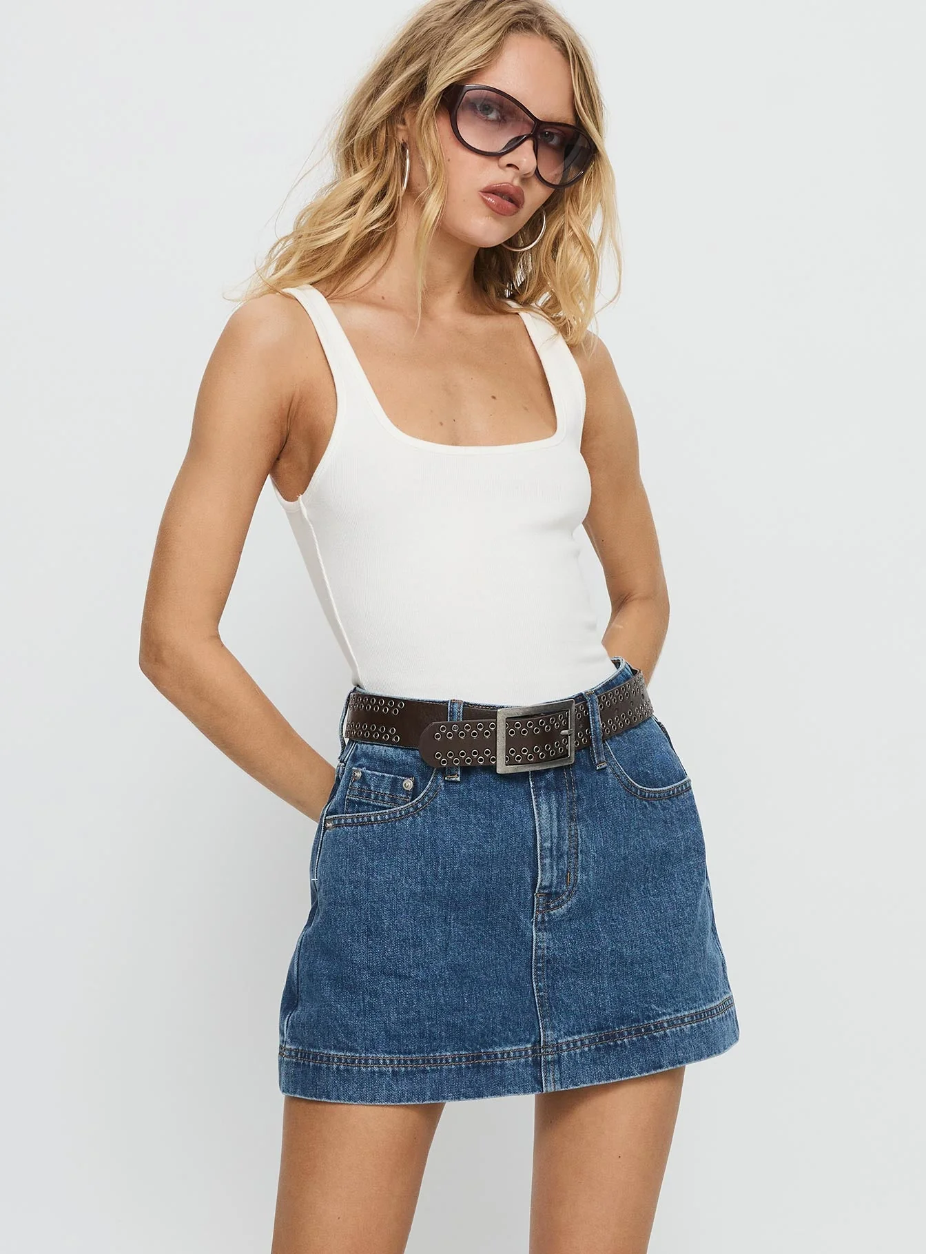 Gazelle Denim Skort Mid Wash - Image 2