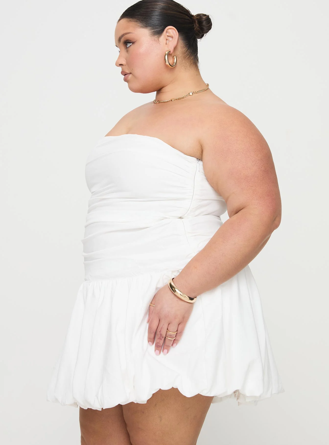 Glamour Girl Strapless Bubble Hem Mini Dress White Curve - Image 4