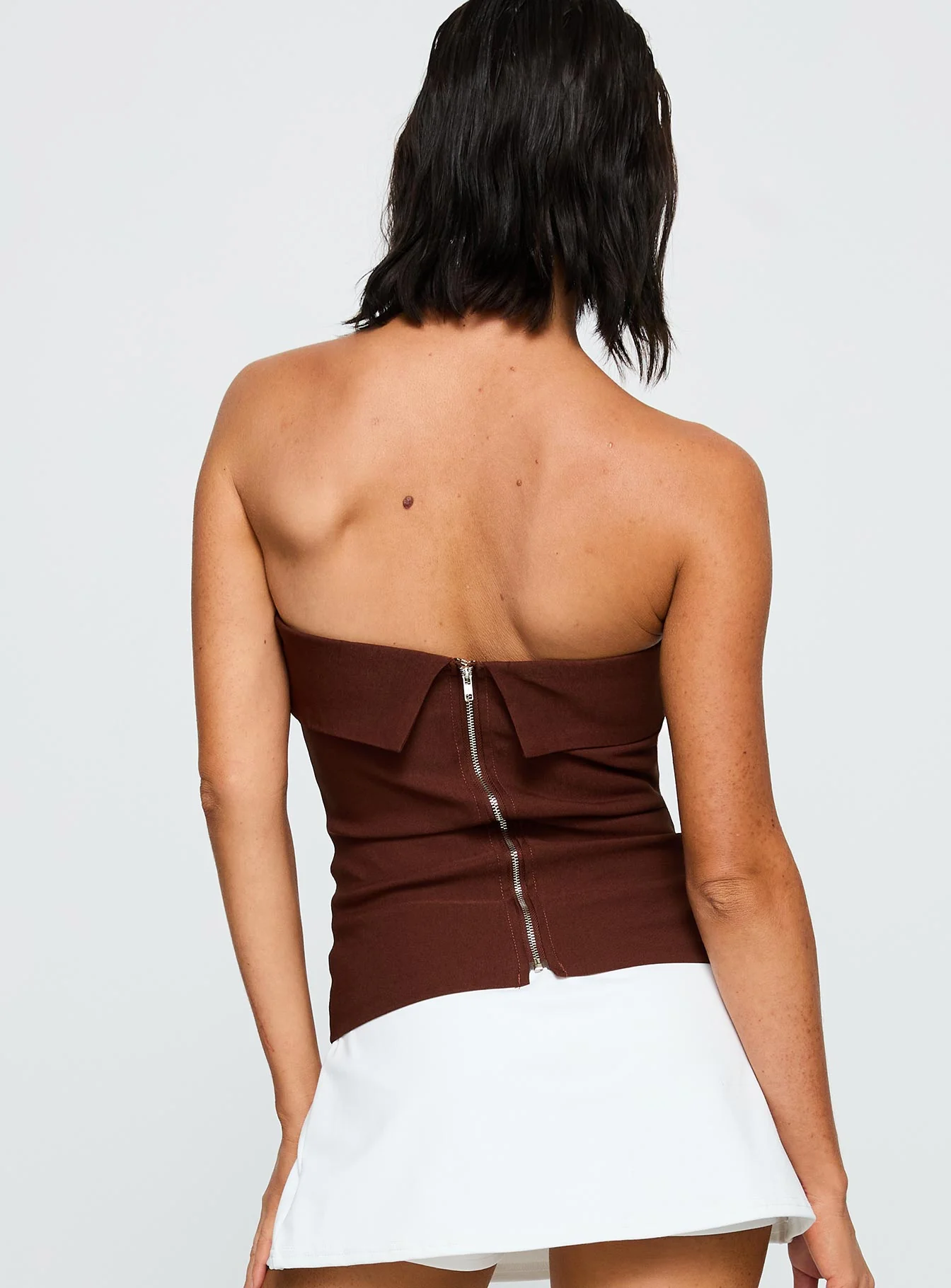 Good Looking Strapless Top Currant - Image 5