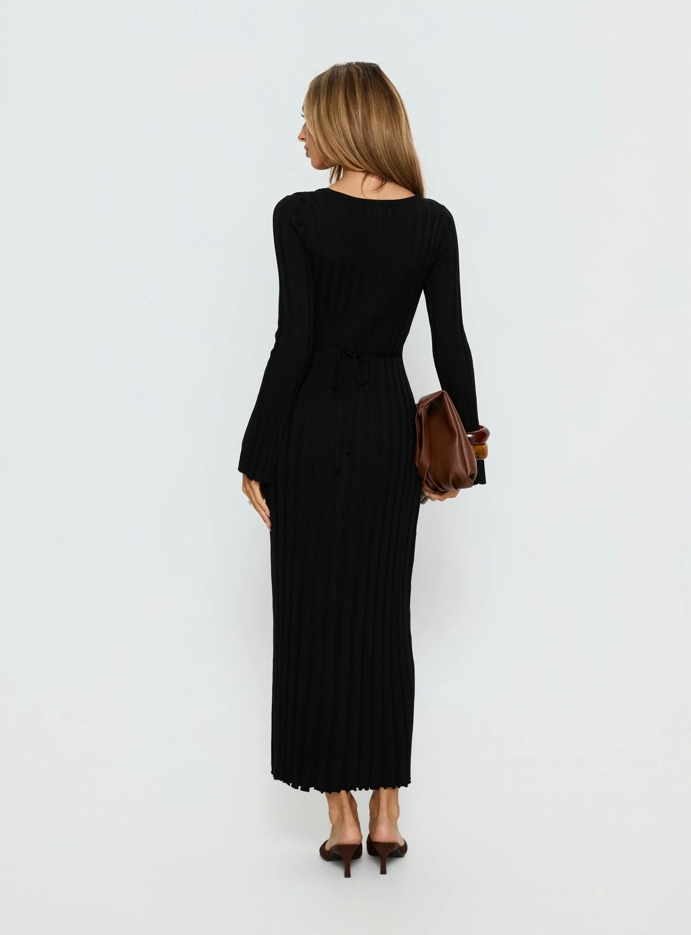 Gratuita Long Sleeve Rib Maxi Dress Black - Image 4