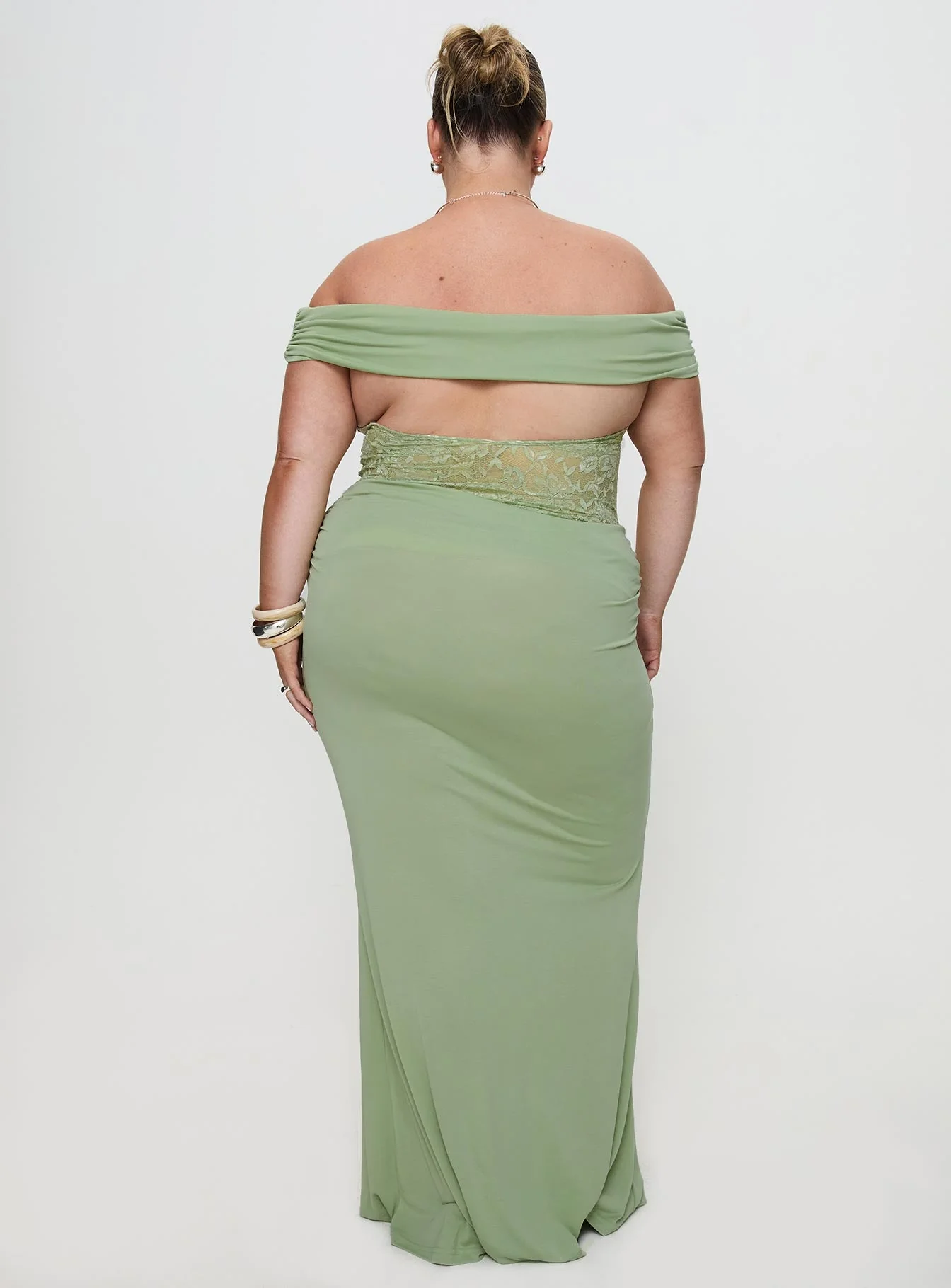 Gwendolen Off The Shoulder Maxi Dress Green Curve - Image 5