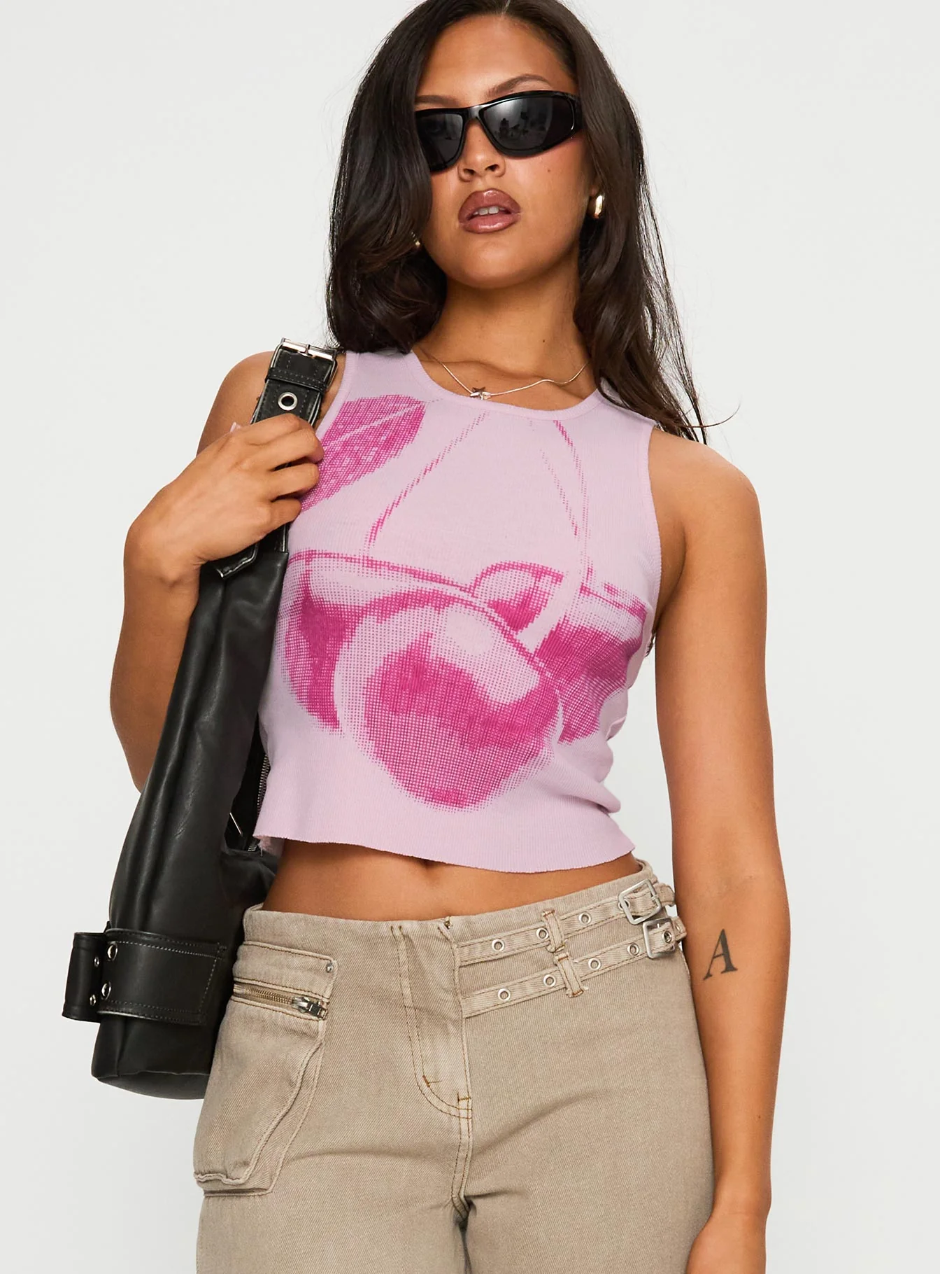 Halftone Cherry Graphic Top Pink - Image 2