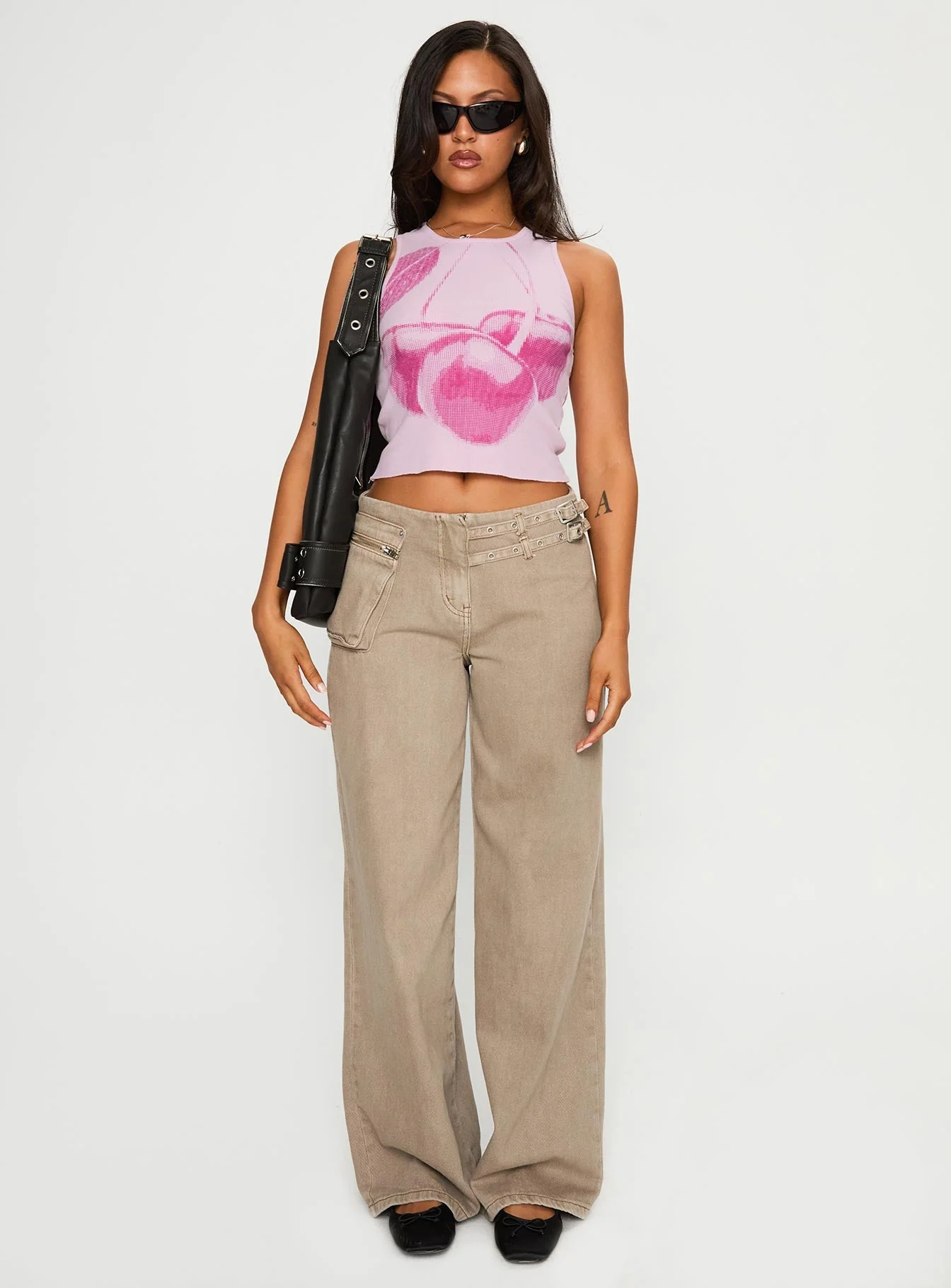Halftone Cherry Graphic Top Pink - Image 7