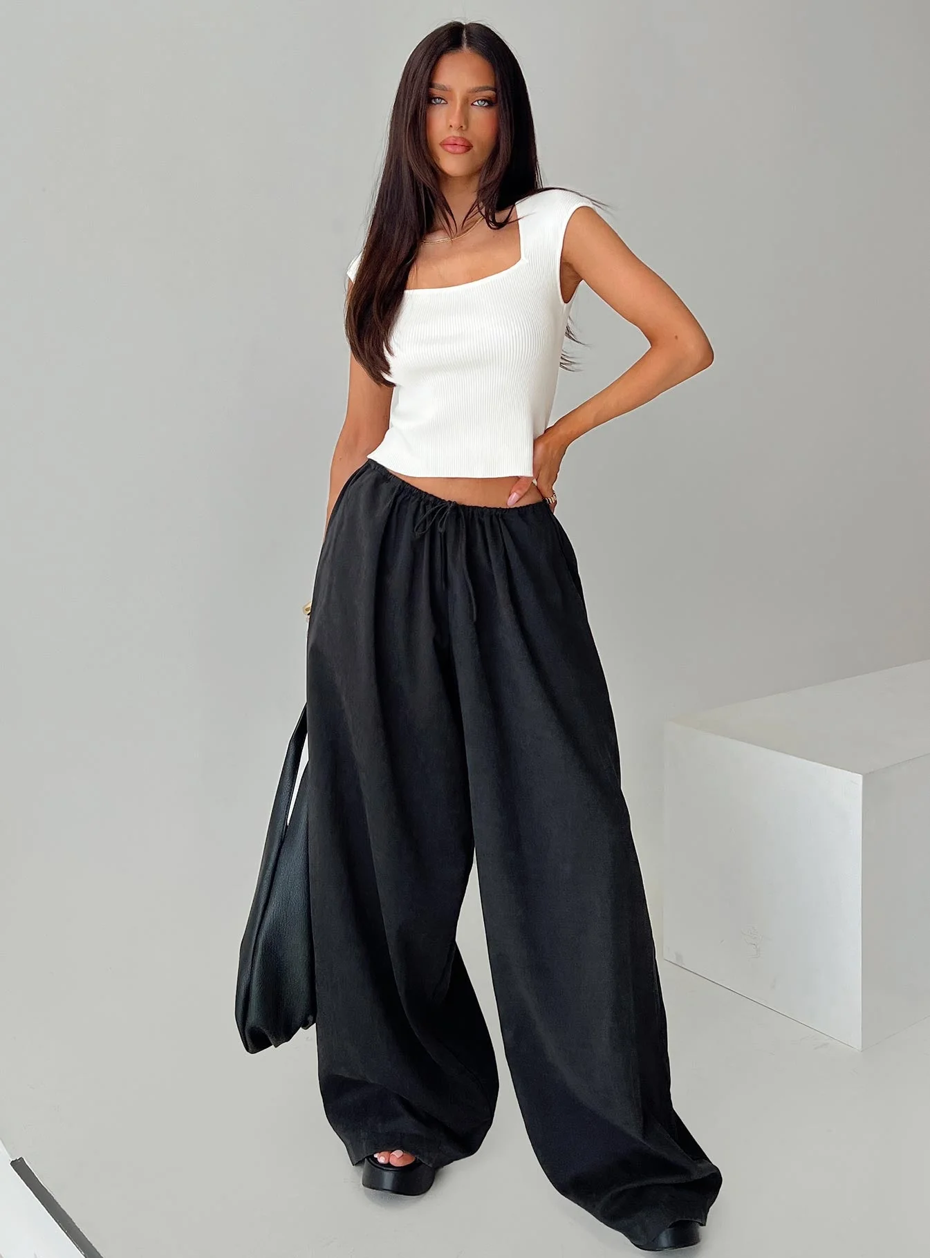Bungala Oversized Relaxed Pants Black Petite - Image 8