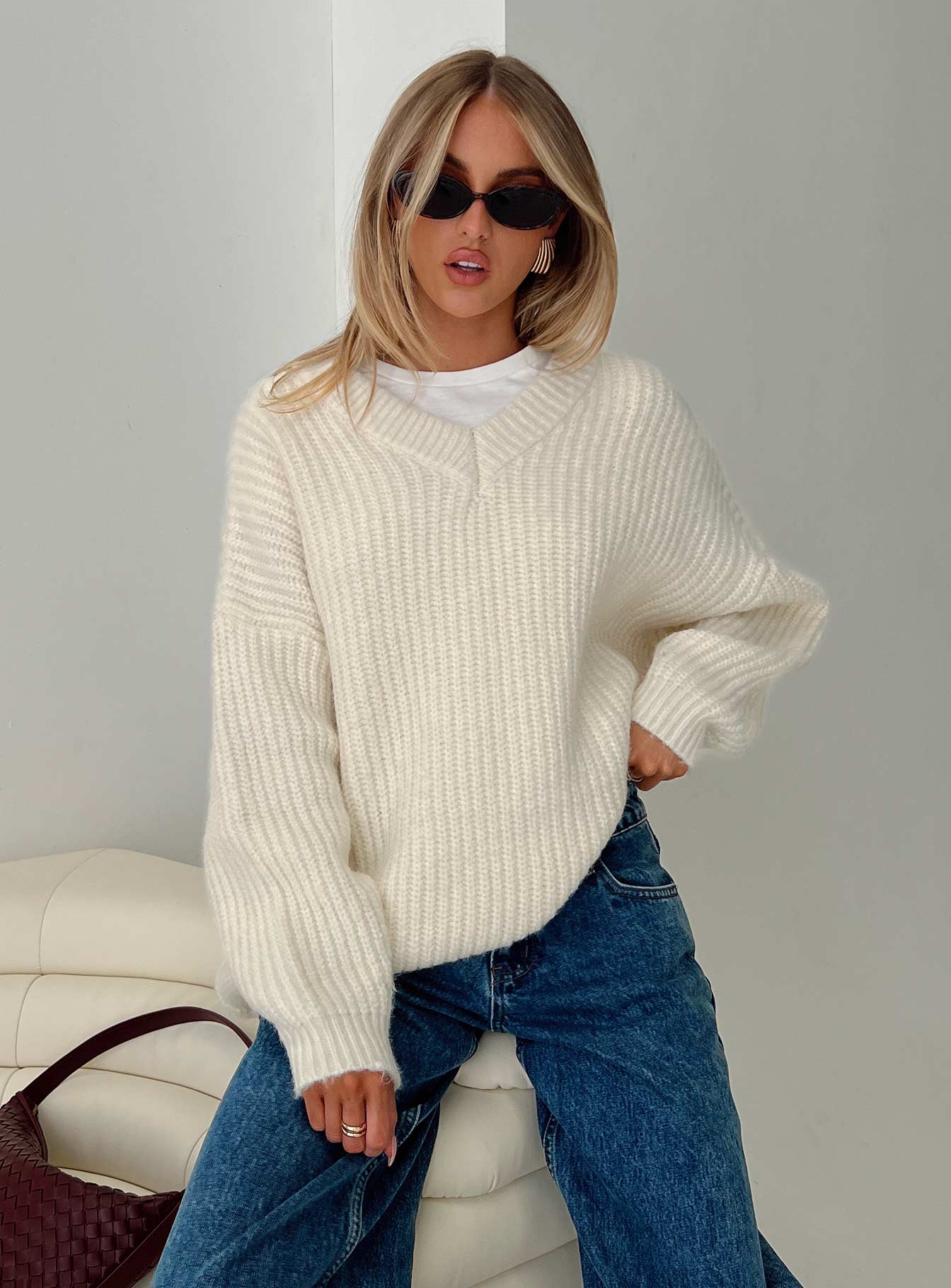 Have It All V Neck Knit Sweater Cream - Image 8