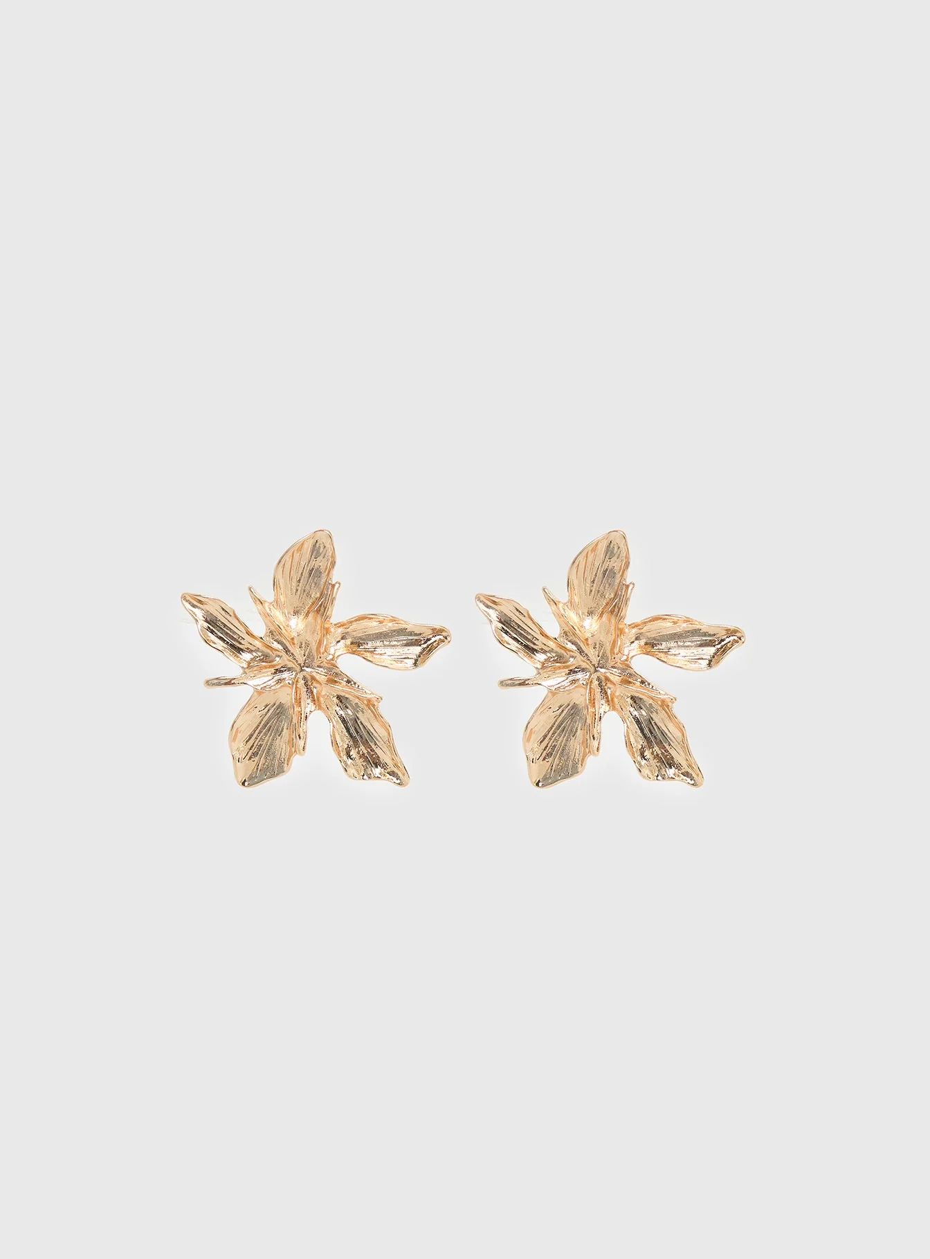 Impeccable Earrings Gold - Image 2