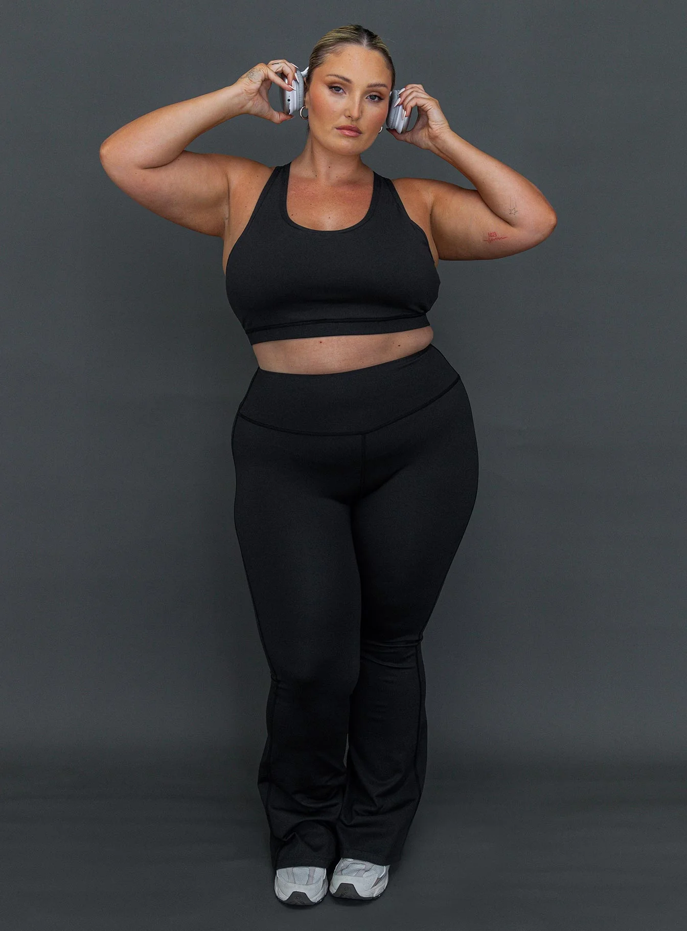 Integrity Activewear Yoga Pants Black Curve - Image 2