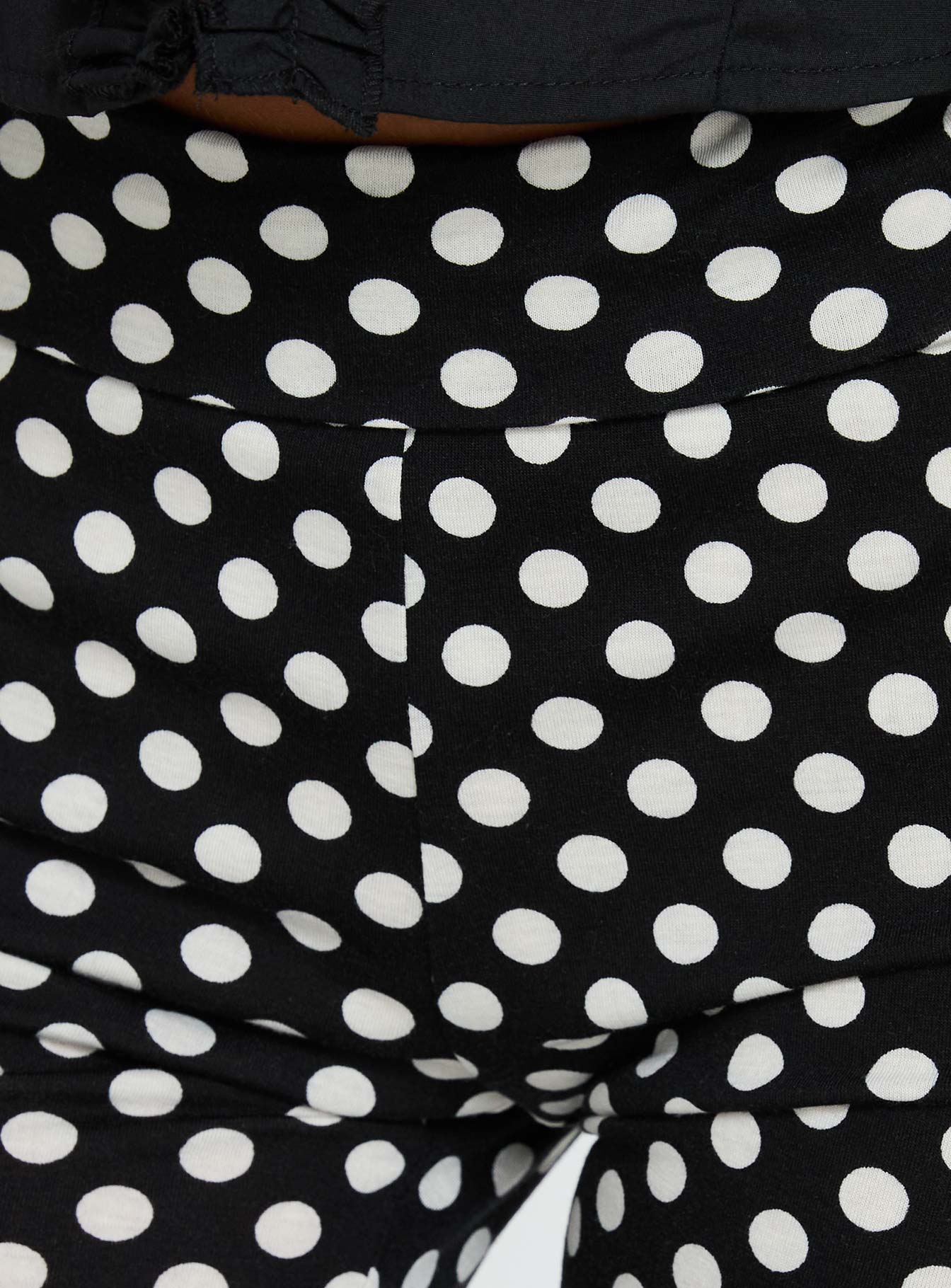 Isadonna Capri Pants Black Polka Dot - Image 6