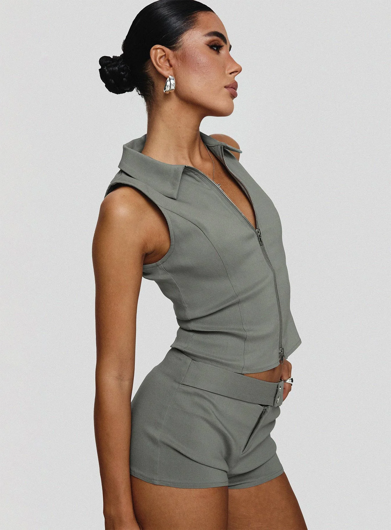 Janae Vest Top Grey - Image 10