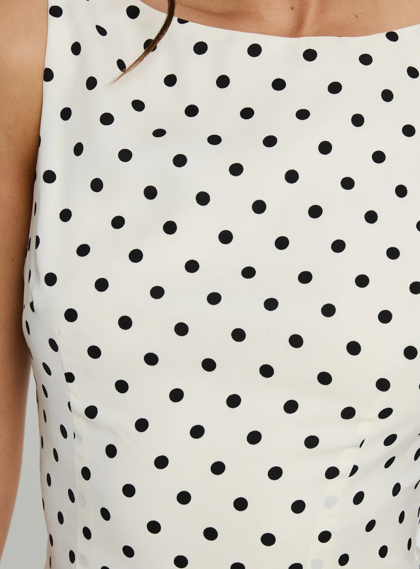 Kherin Boat Neck Romper Cream Polka - Image 6