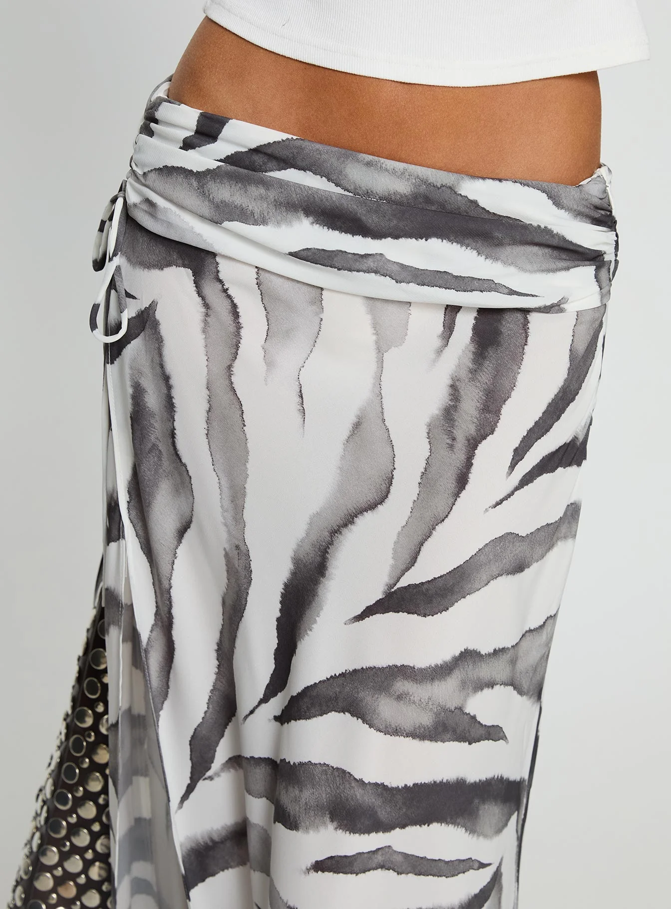 Kiden Split Maxi Skirt Zebra - Image 7