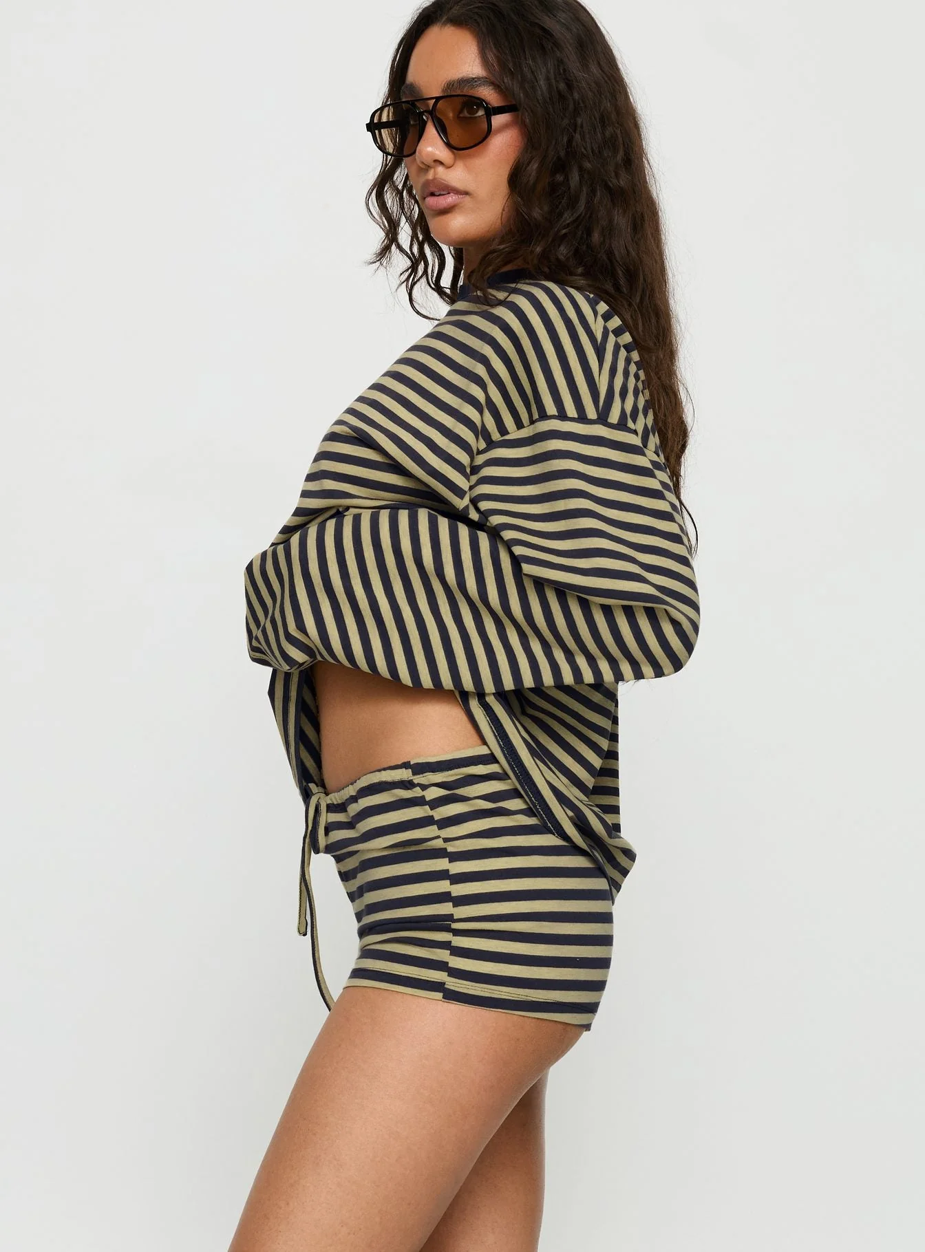 Kourt Bloomer Shorts Beige Stripe - Image 4