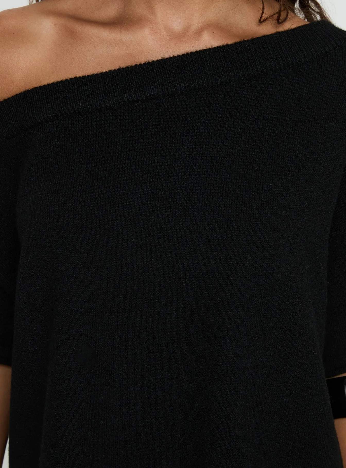 Kourta Off Shoulder Oversized Knit Top Black - Image 6