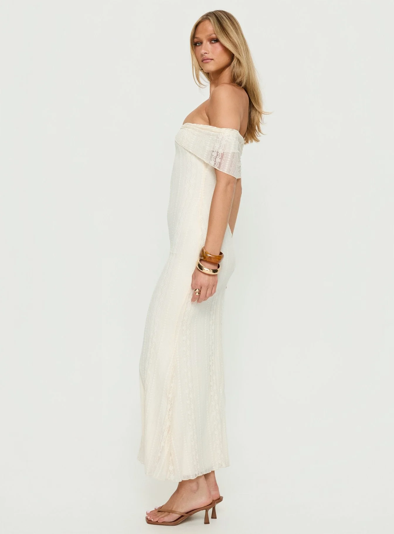 Ladonna Off Shoulder Maxi Dress Cream - Image 4