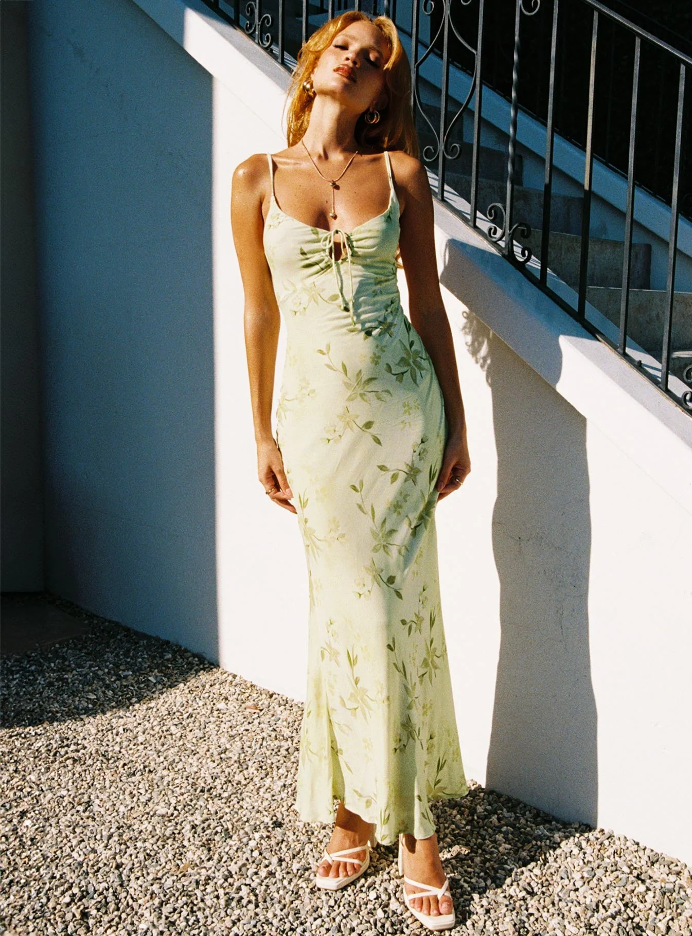 Lauraline Maxi Dress Green / Floral Petite - Image 3