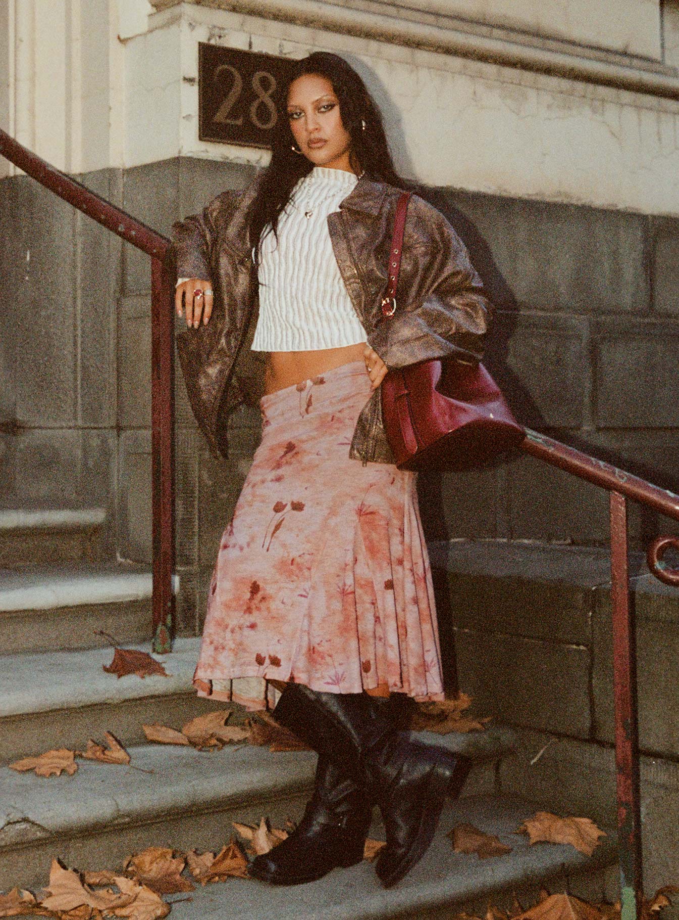 Lewish Low Rise Midi Skirt Natural Floral - Image 3