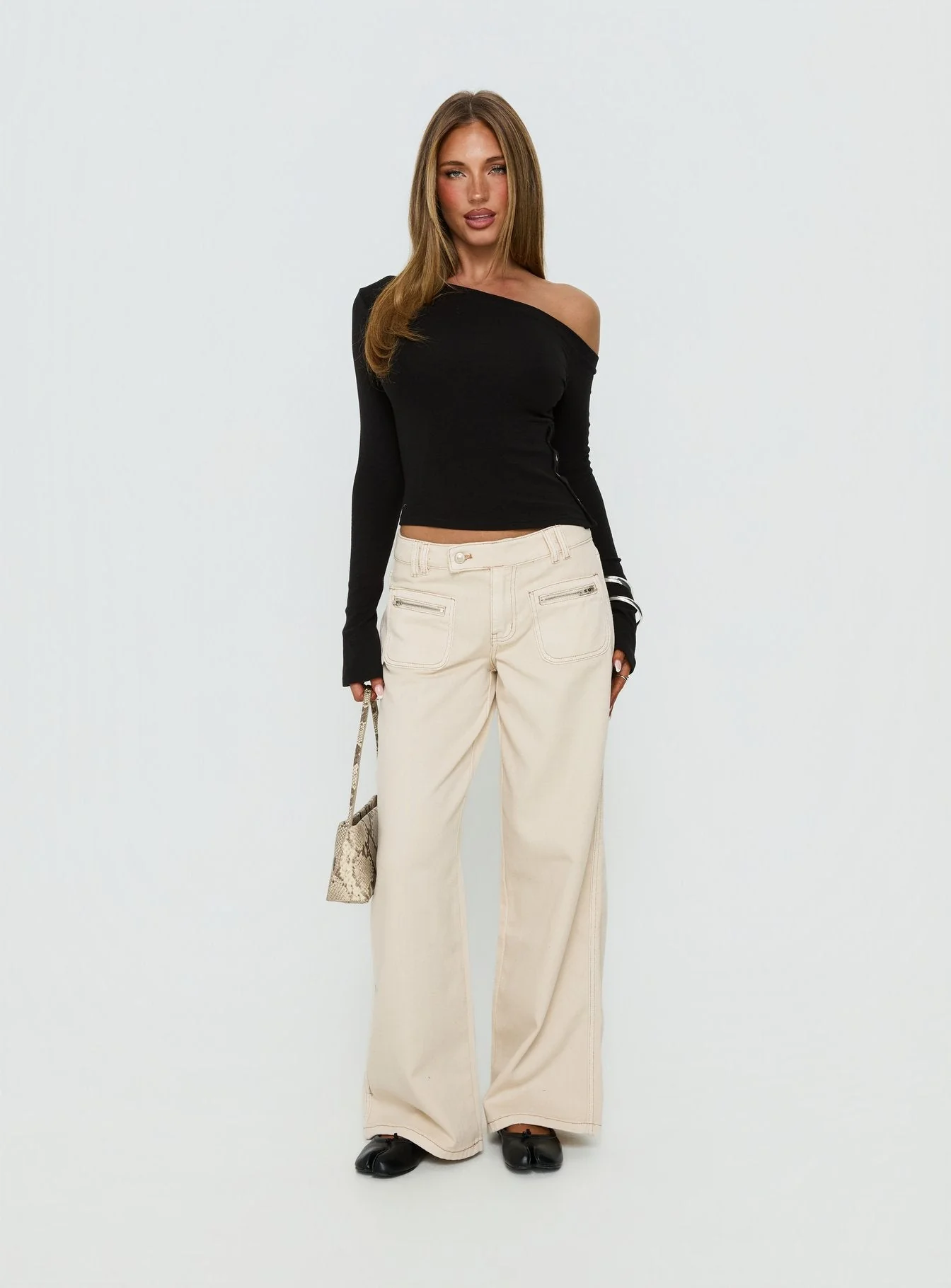 Lifetimes Mid Rise Wide Leg Cargo Jeans Cream - Image 3