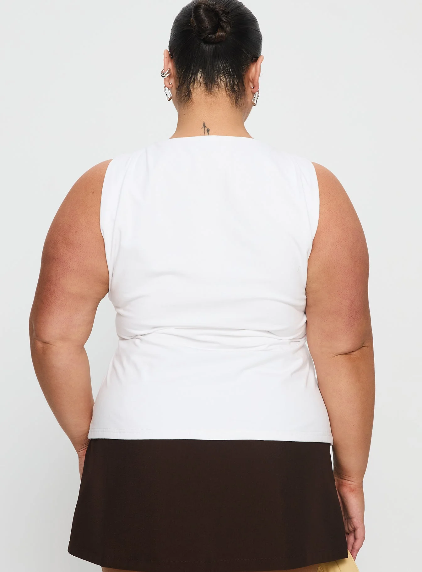Lose Your Number High Neck Top White Curve - Image 5