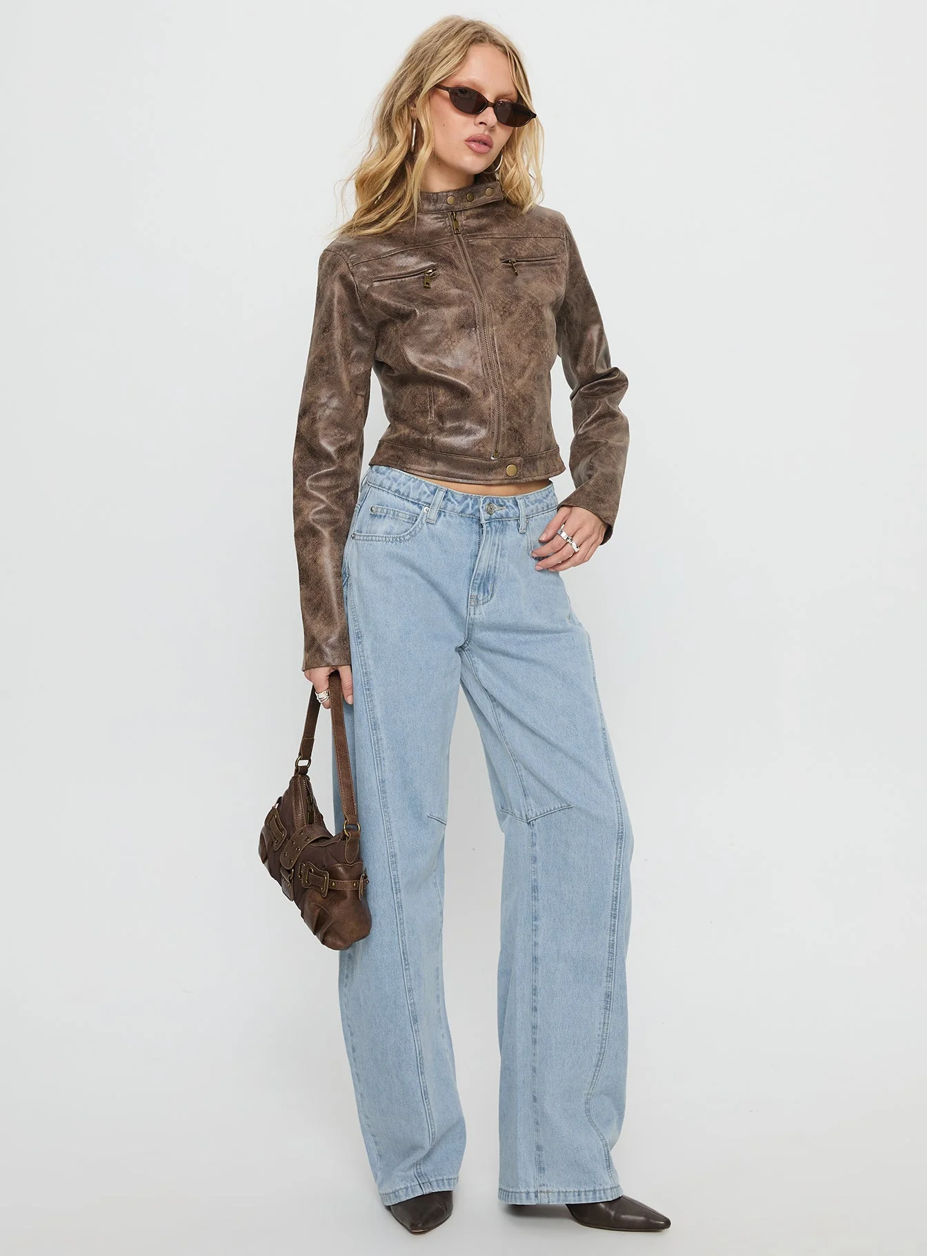 Lost Track Mid Rise Barrel Leg Jeans Ice Wash - Image 3