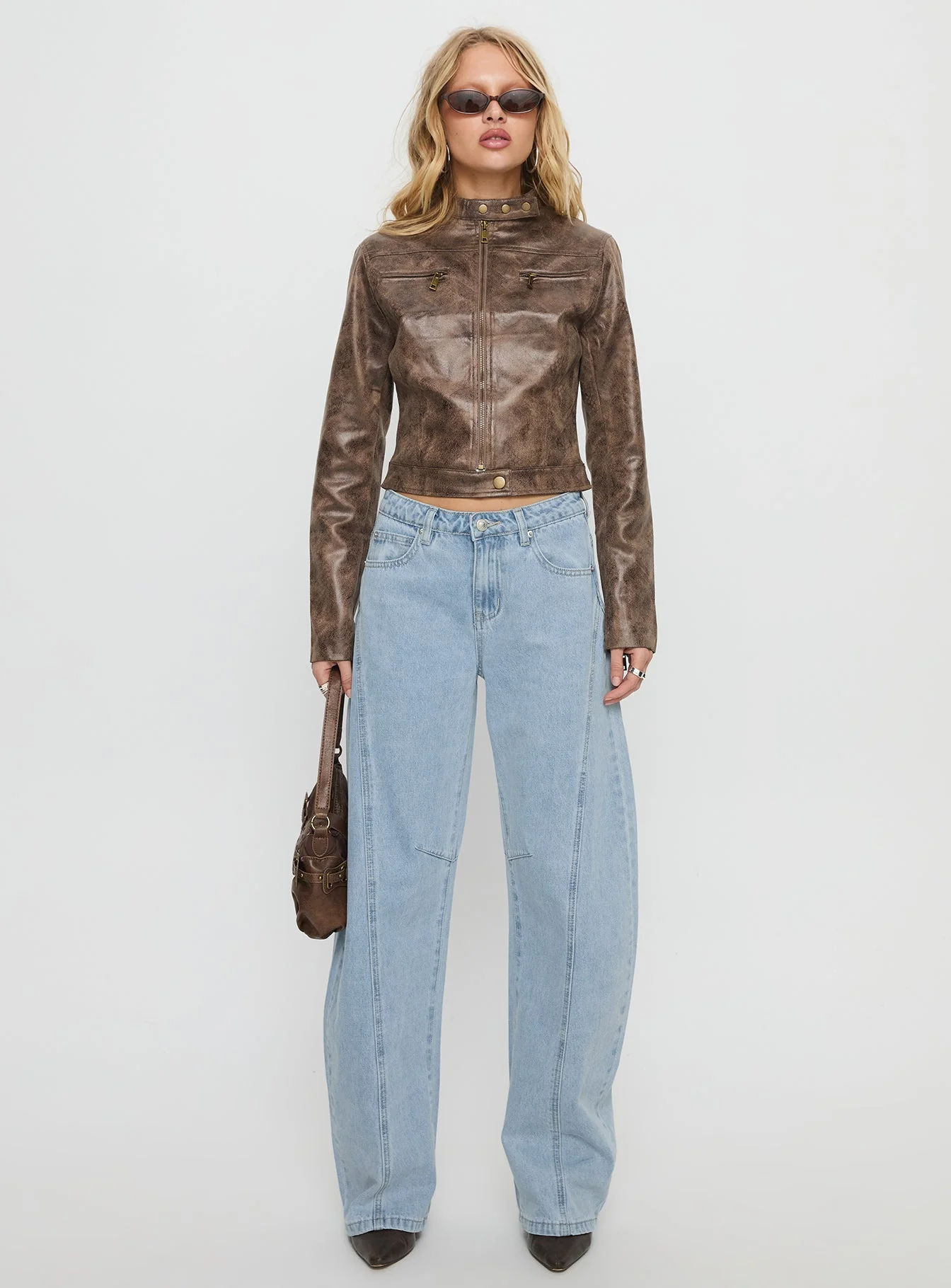 Lost Track Mid Rise Barrel Leg Jeans Ice Wash - Image 7