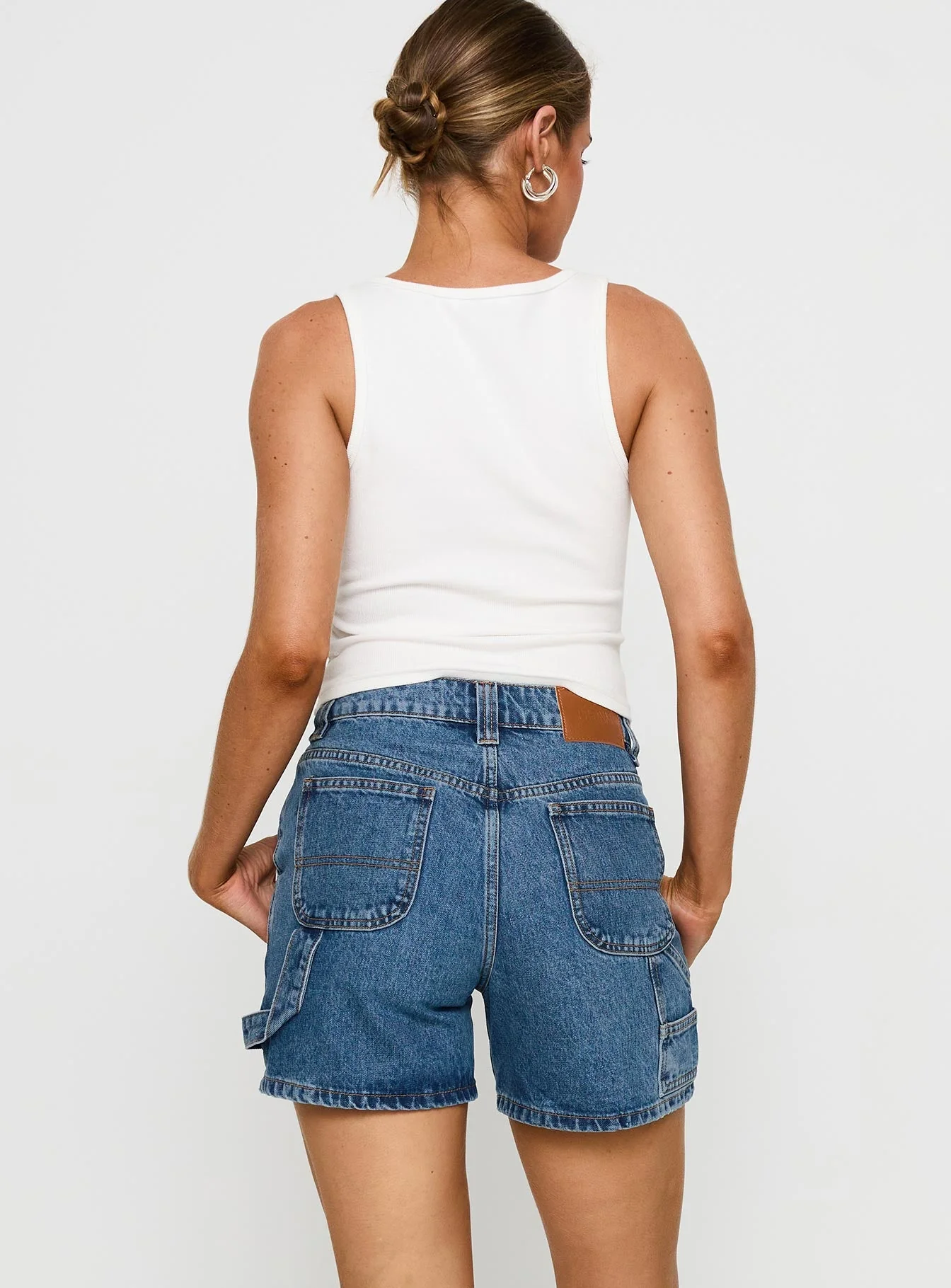 Lou Carpenter Denim Shorts Mid Wash - Image 5