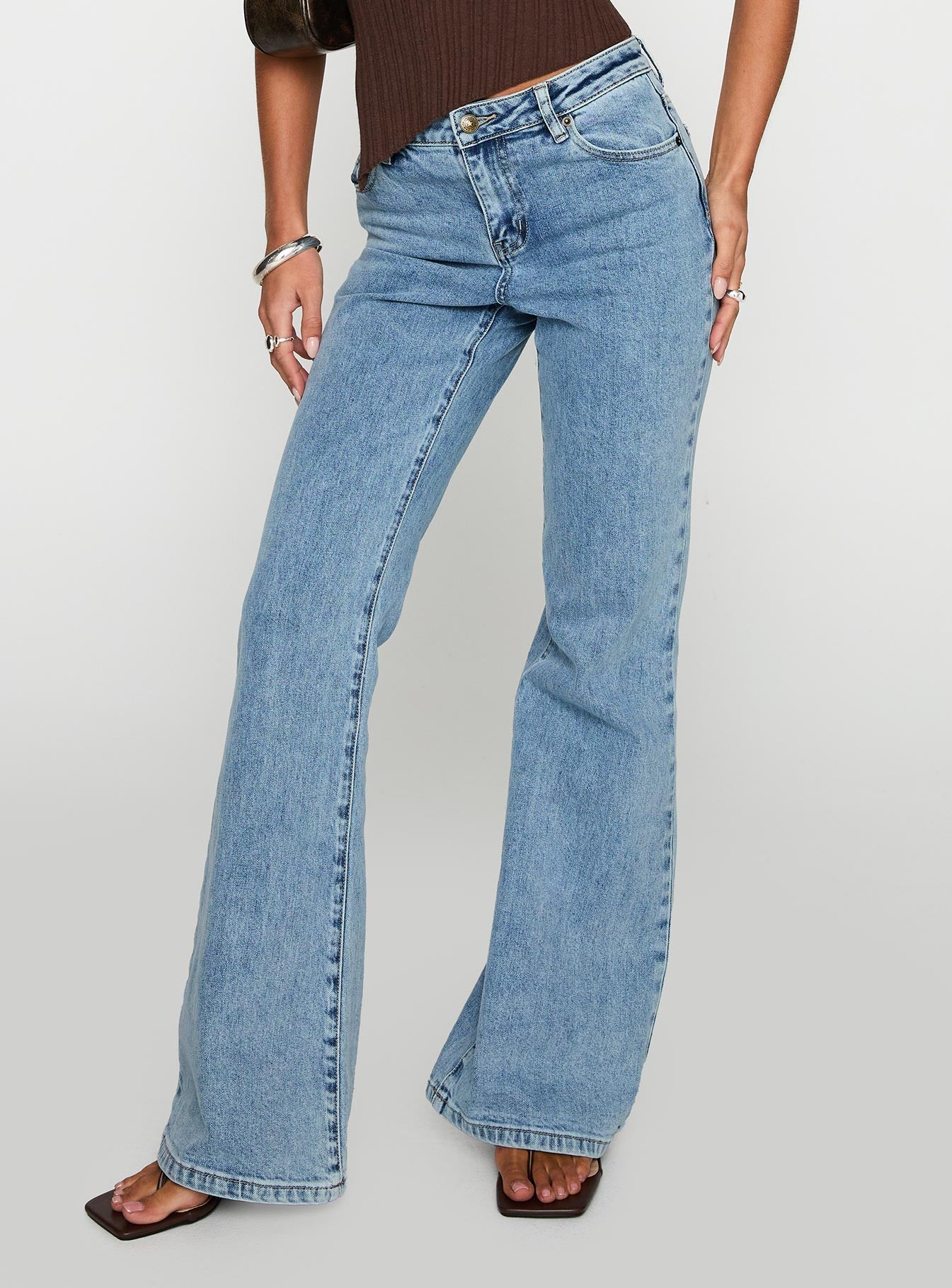 Magic Mirror Mid Rise Bootleg Jeans Ice Wash Petite - Image 2