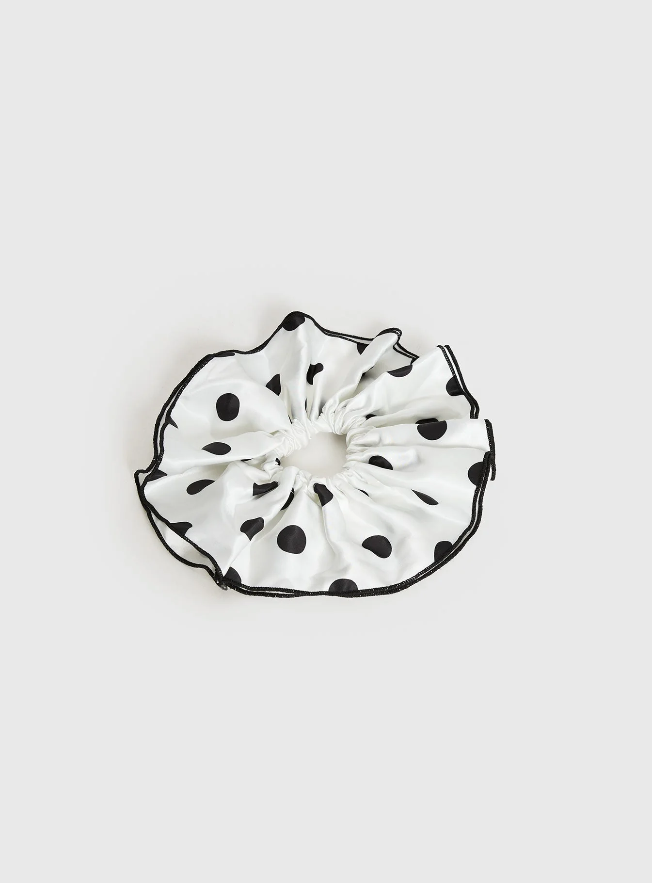 Make My Day Scrunchie White Polka - Image 2