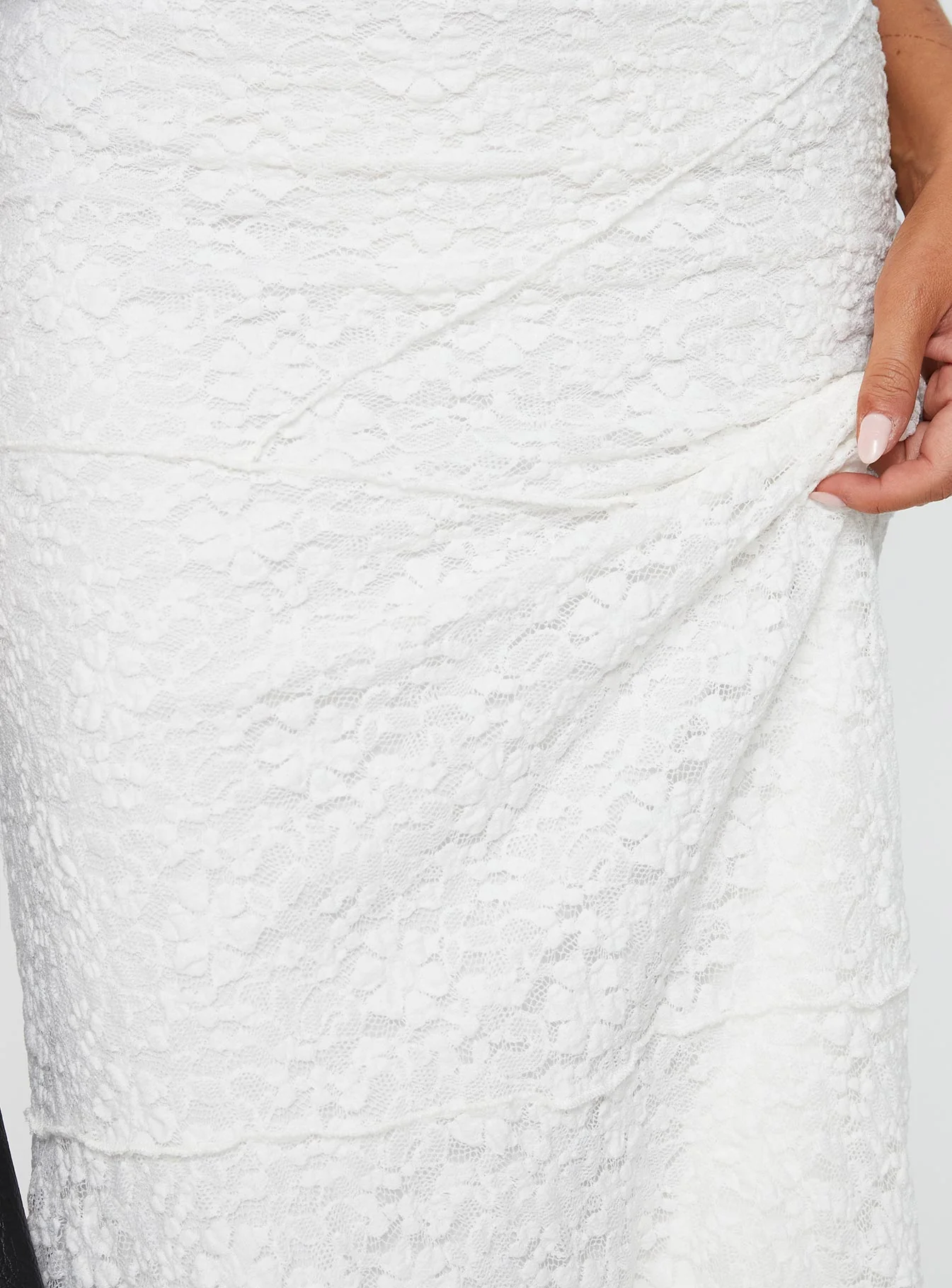 Mathylda Asymmetrical Lace Maxi Skirt White - Image 6