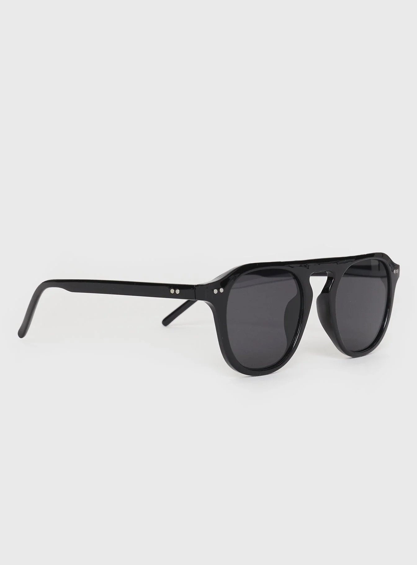 Matilda Sunglasses Black - Image 3