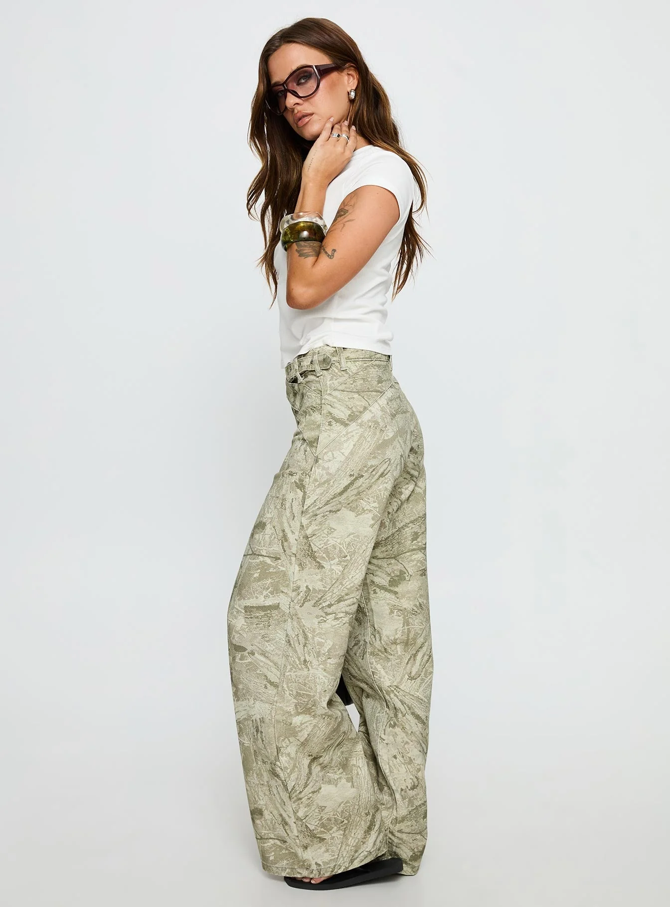 Mckinley Mid Rise Wide Leg Jeans Camouflage - Image 4