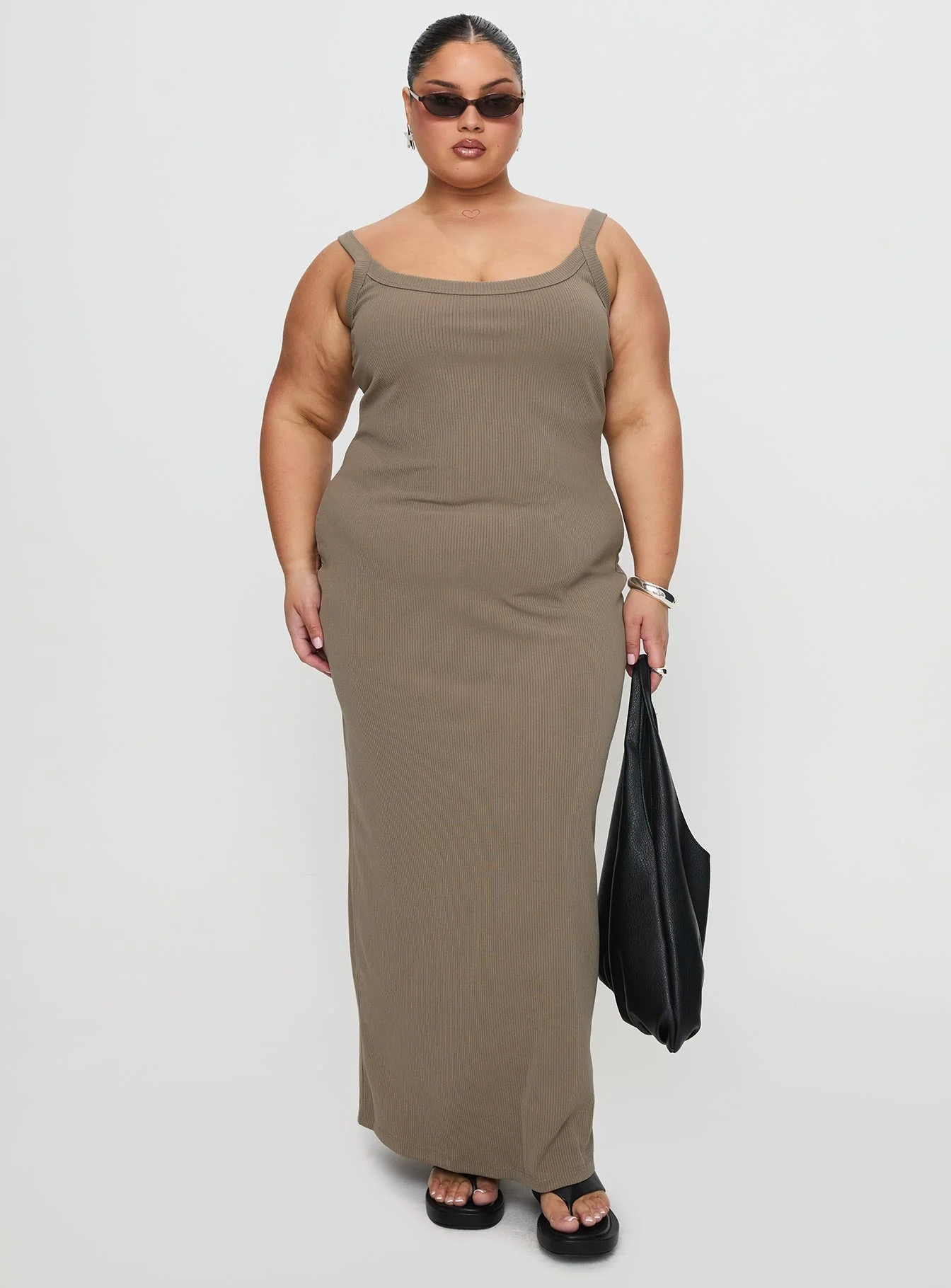 Montwood Maxi Dress Sage Curve - Image 2