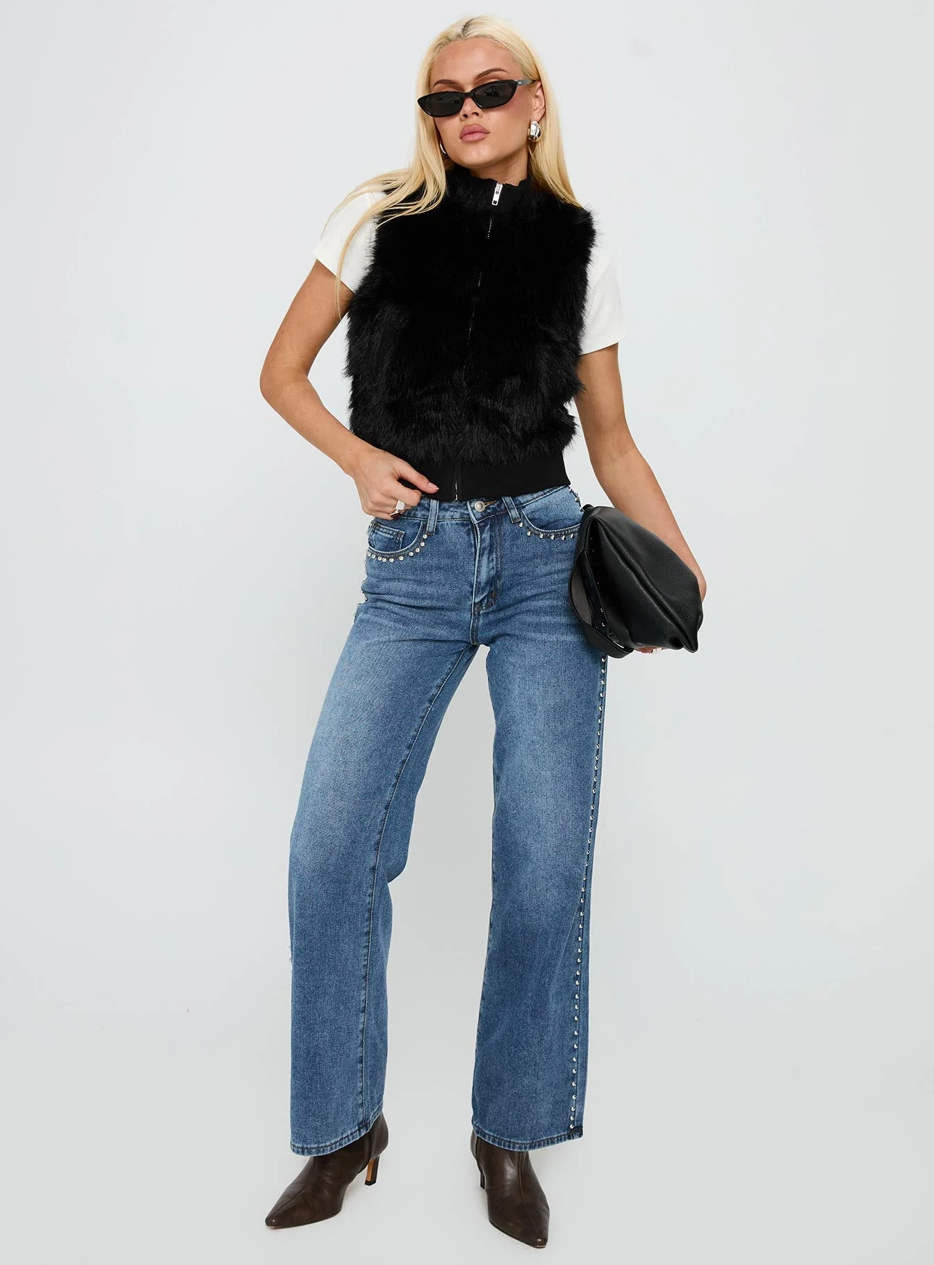 More Clarity Faux Fur Vest Black - Image 2